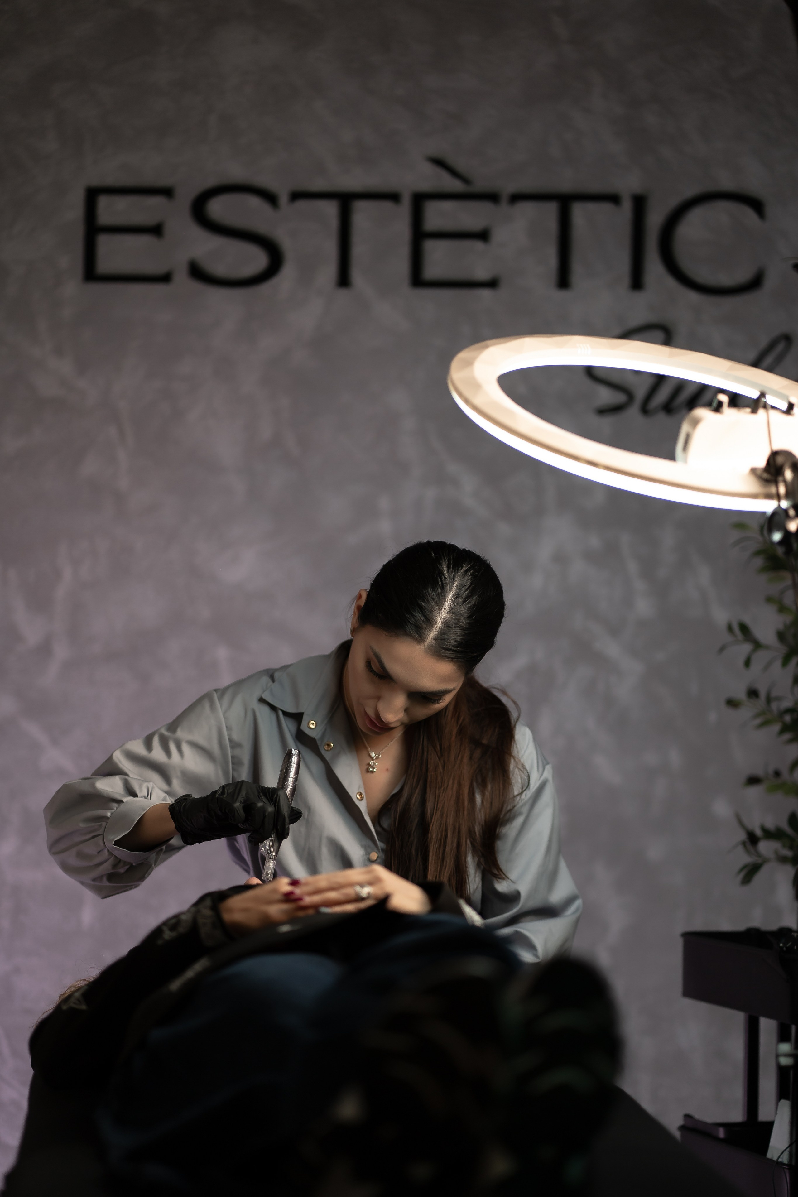 Comercial. Holigood foto y video reportaje de bodas en San Sebastián y Europa