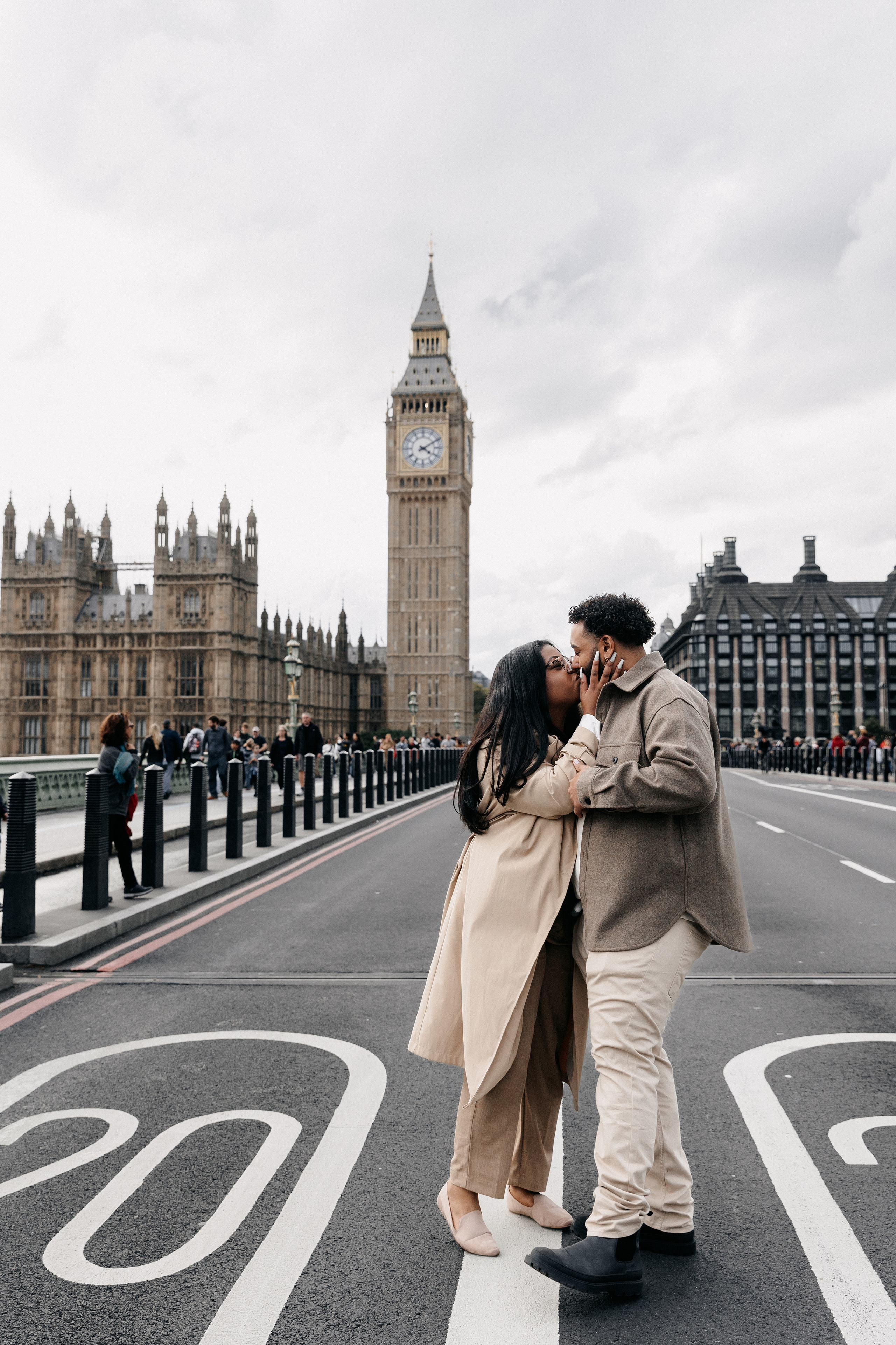 Westminster couple photoshoot. LondonPhotoStory — Vacation Photographer in London