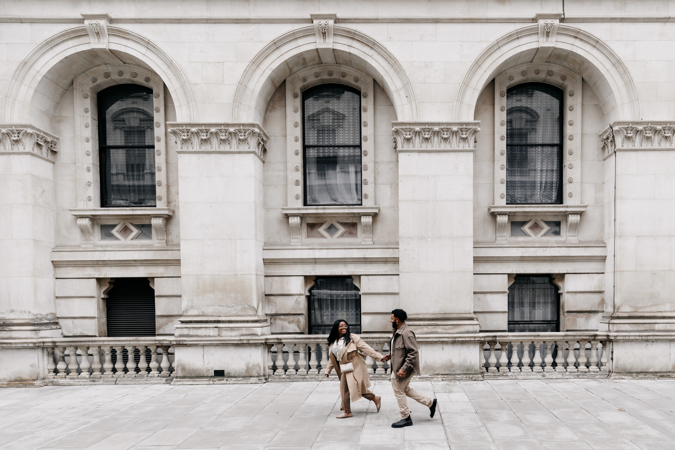 Westminster couple photoshoot. LondonPhotoStory — Vacation Photographer in London