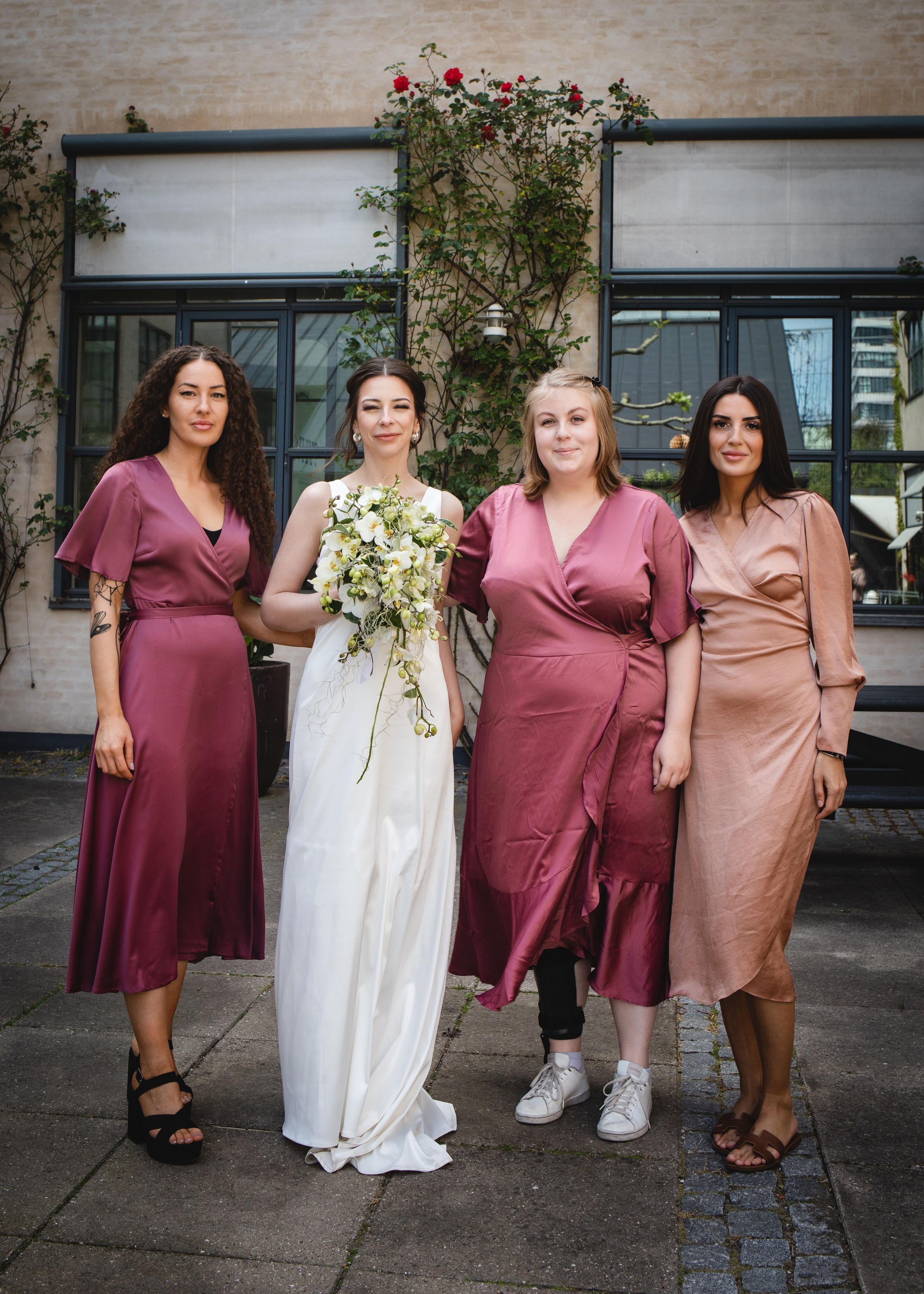 Vida | Martin. Professional wedding photographer in Copenhagen, Denmark — Julia Byron
