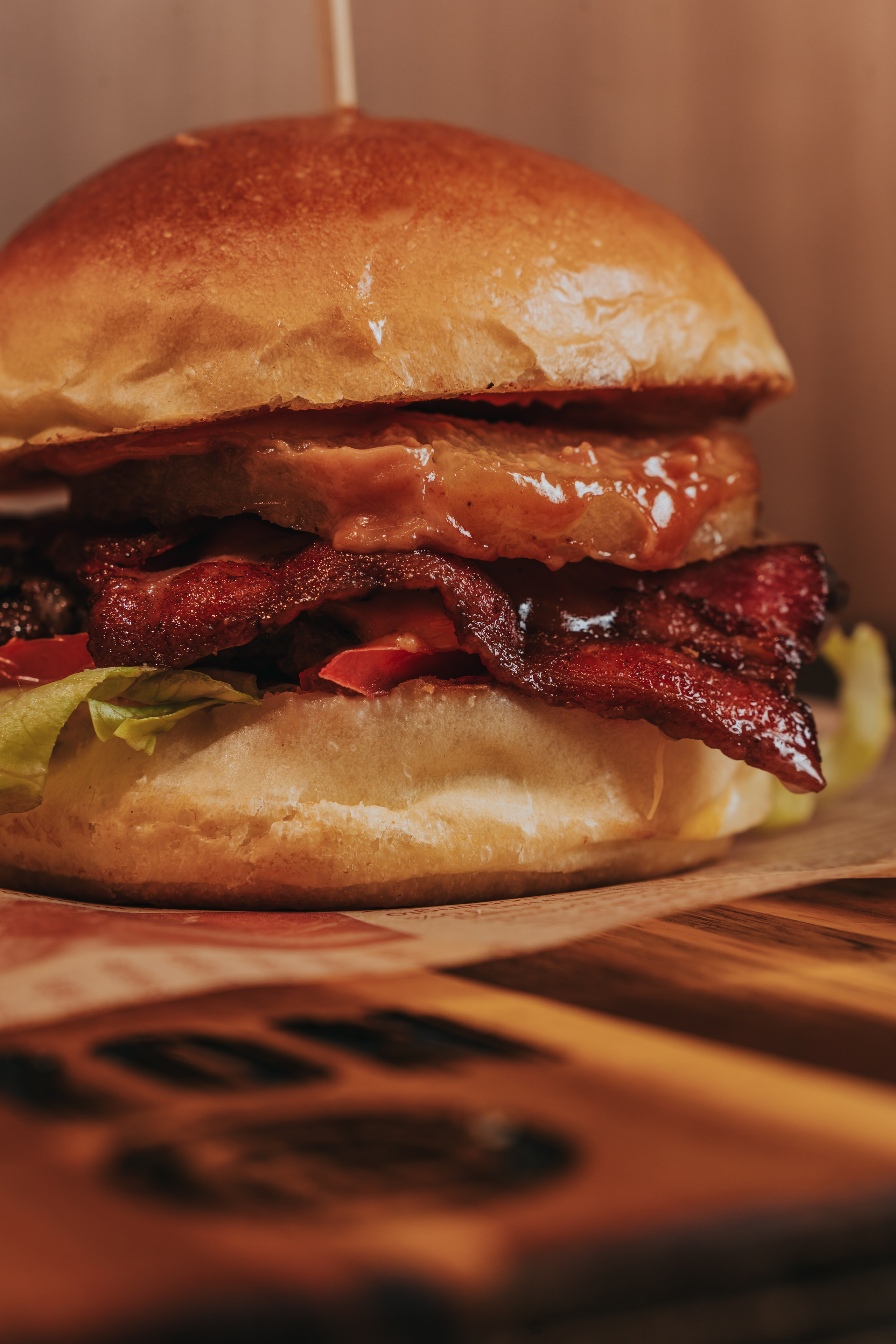 ZYON. Emerson Fukura