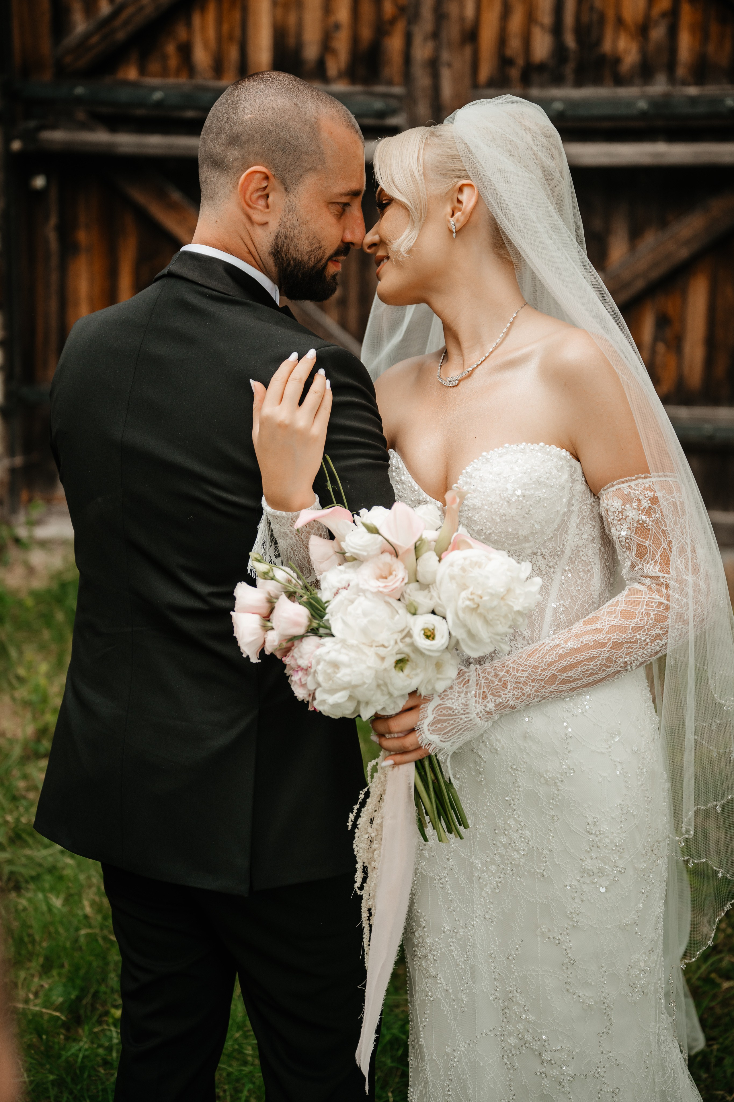 🤎 G a b r i e l a & D a n i e l - Wedding Day Preview. Wedding & Family Photographer