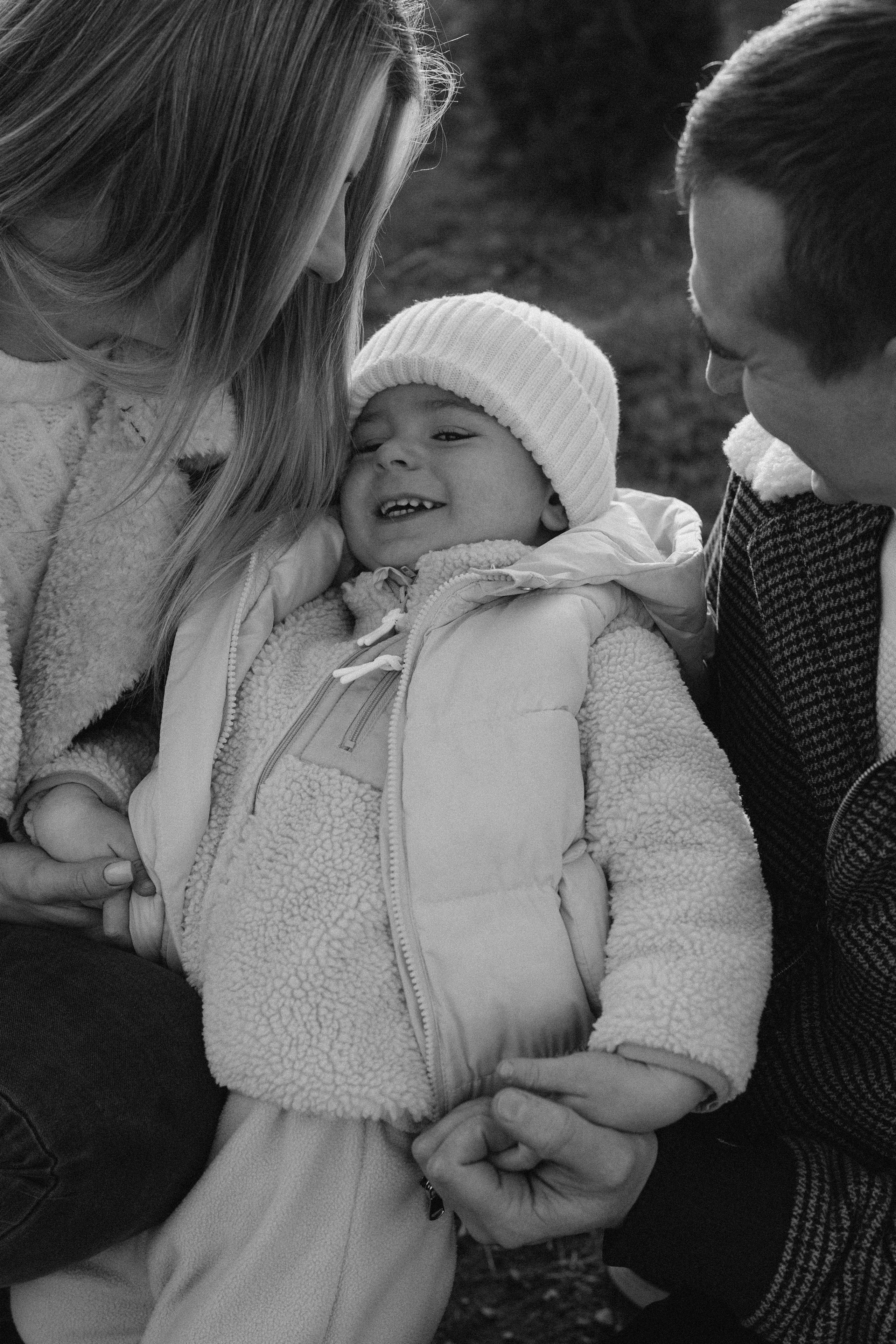 Christmas Farm Photography – Festive & Cozy Memories. Alisa Tant — Family and newborn photographer Bucks County, Montgomery county, Philadelphia, NJ