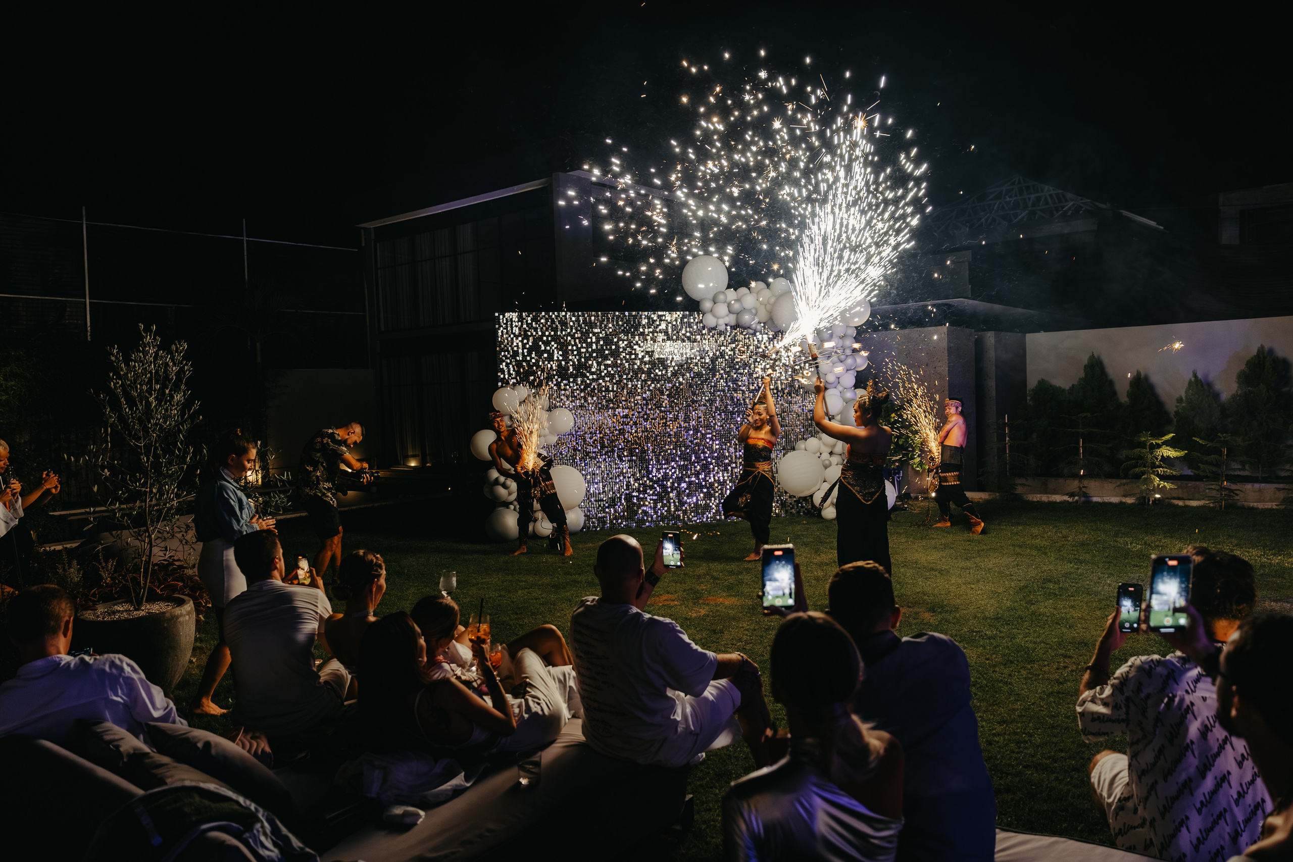 Репортажная съемка — портфолио фотографа на Бали. Профессиональный фотограф Нурмиева Вероника