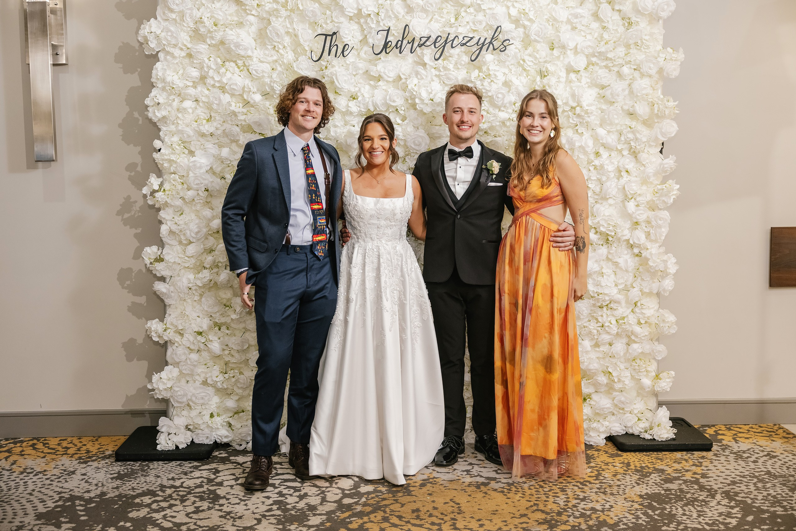 09.06.2025 Wedding. Wedding family event photographer in Chicago Nick Yushevich