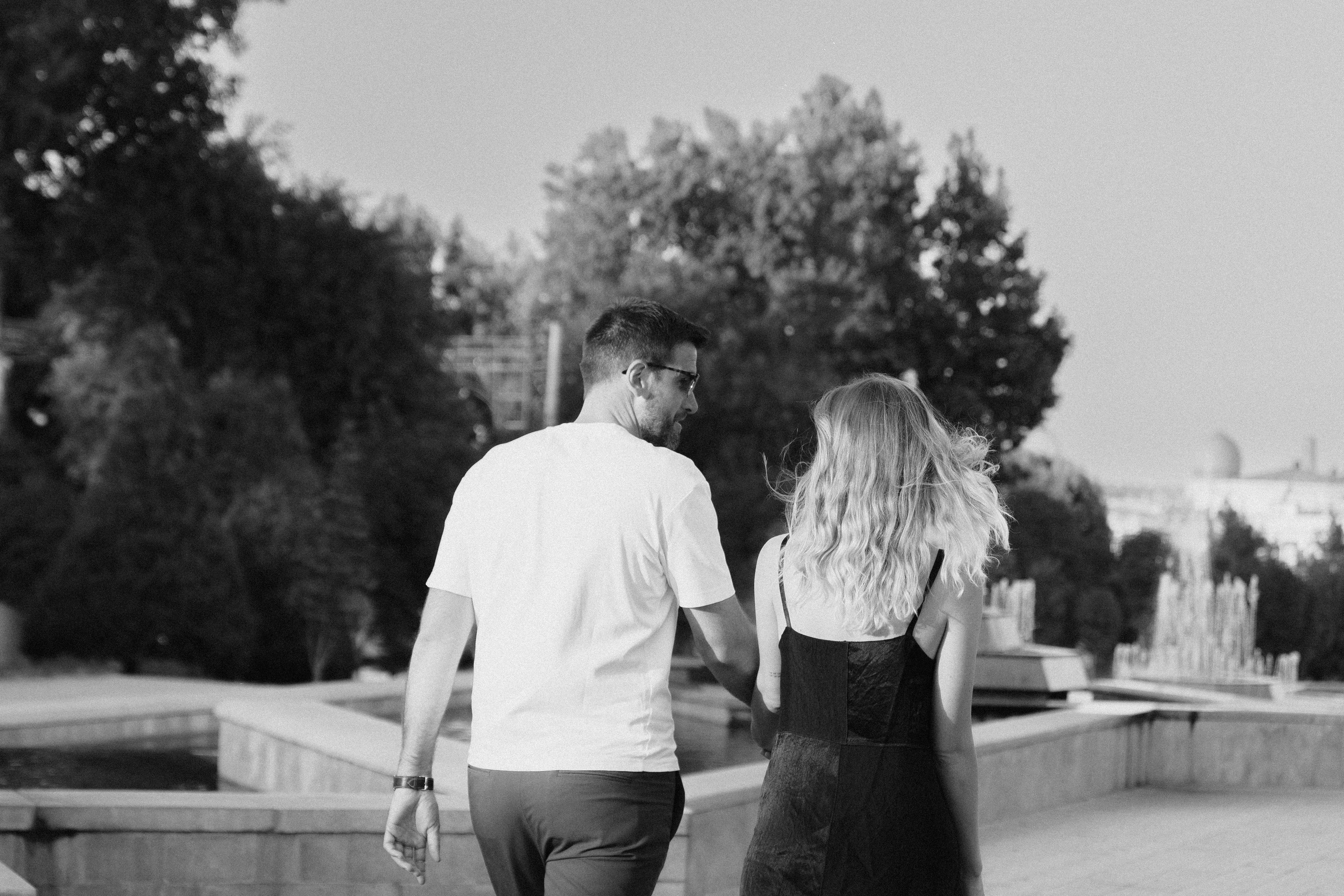 Love Story photoshoot in Samarkand with the backdrop of Gur-Emir. Photographer in Uzbekistan and Samarkand Djasur Marupov