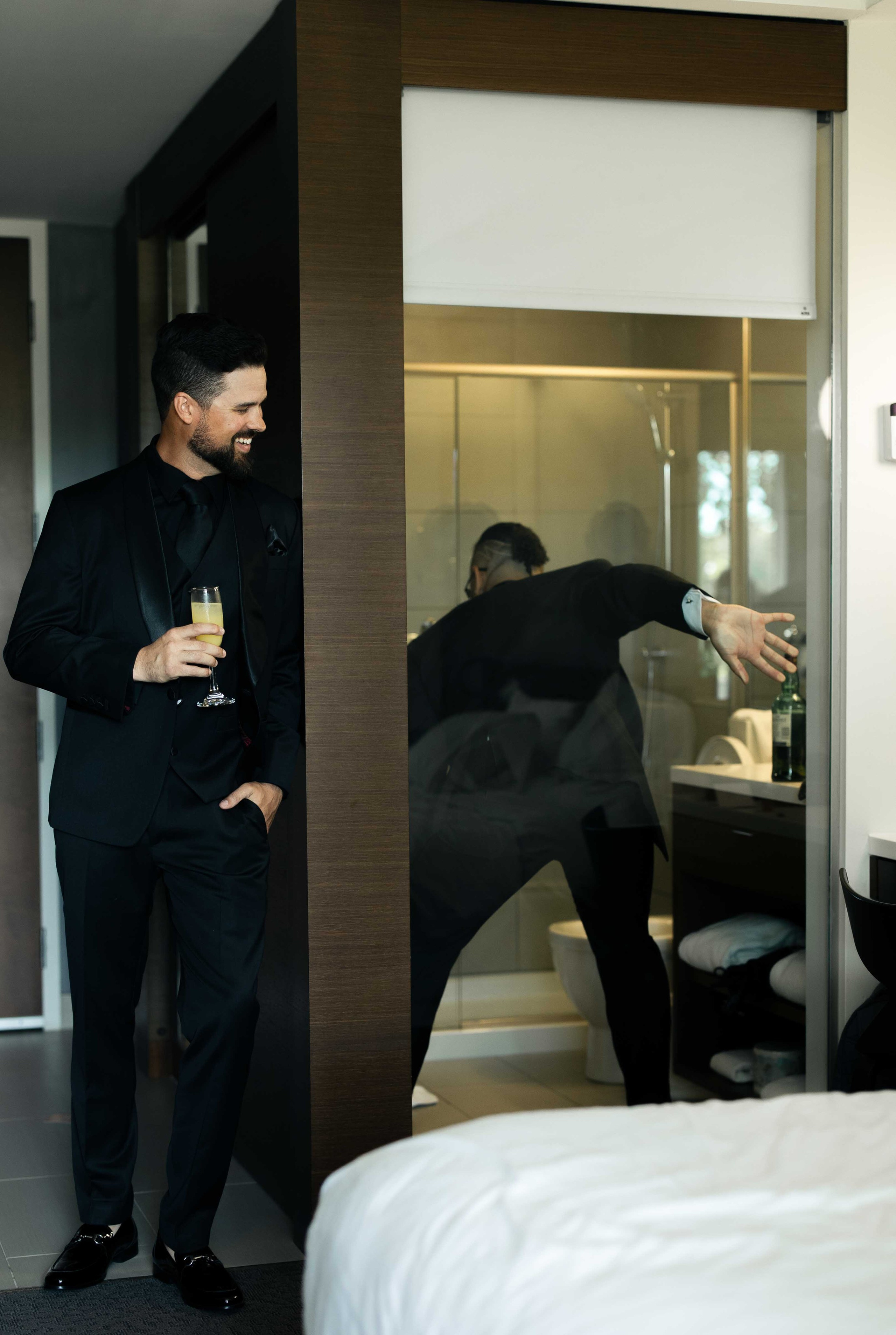 Khrystyna & Zachary (Winnipeg Art Gallery). Wedding Photographer in Winnipeg — Cinematic & Timeless by Vitiuk Photography