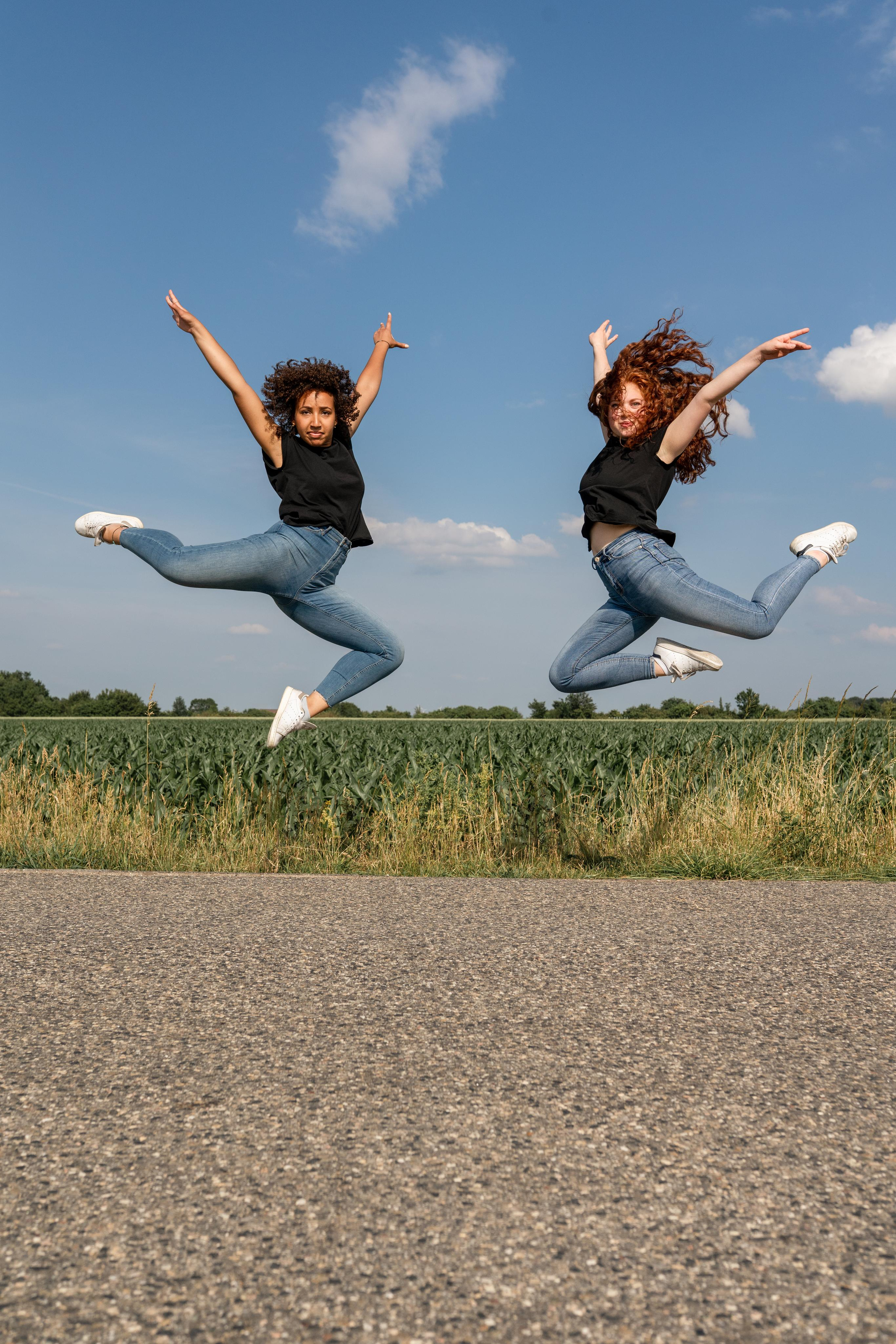 Ballett Releve — Toxic. Photography and bodyart in Cologne — Sylvette Loda