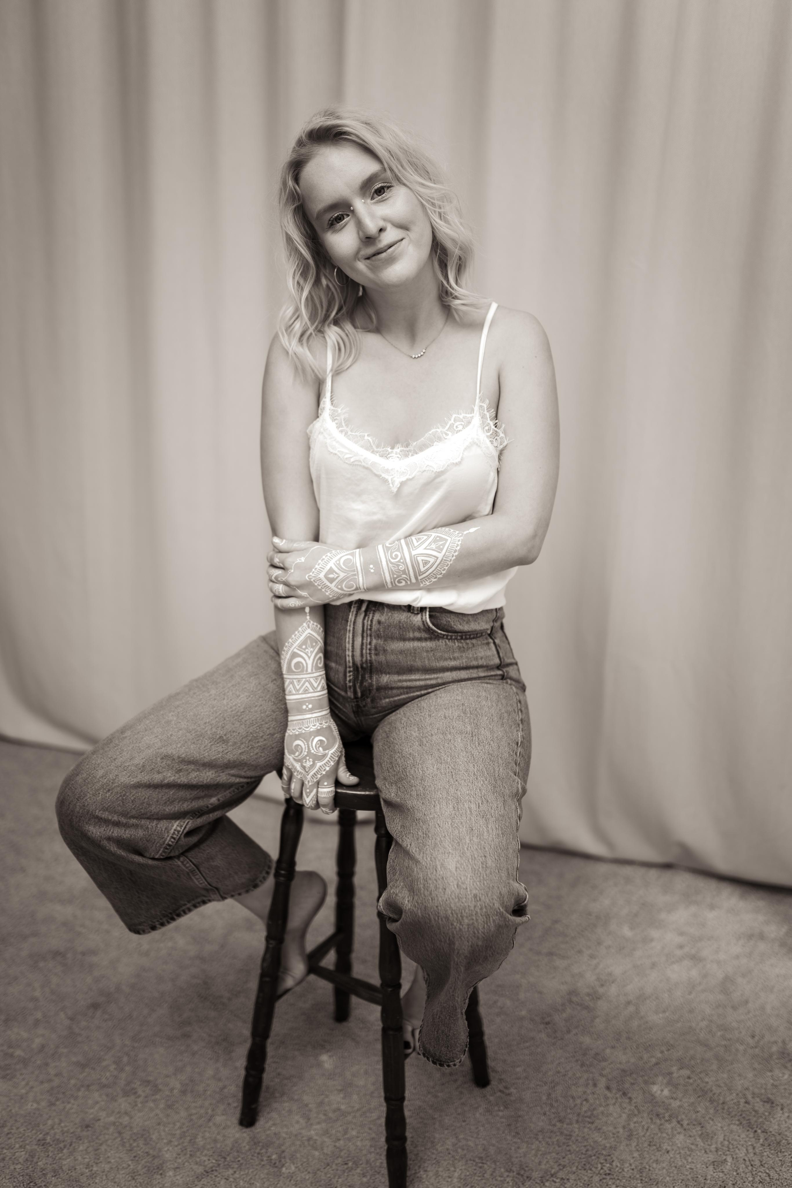 Clara — white bodyart. Photography and bodyart in Cologne — Sylvette Loda