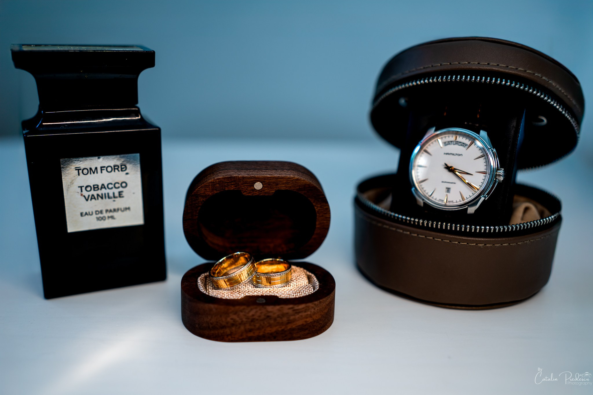 Elena si Daniel Barbu. Event, portrait, and lifestyle photographer