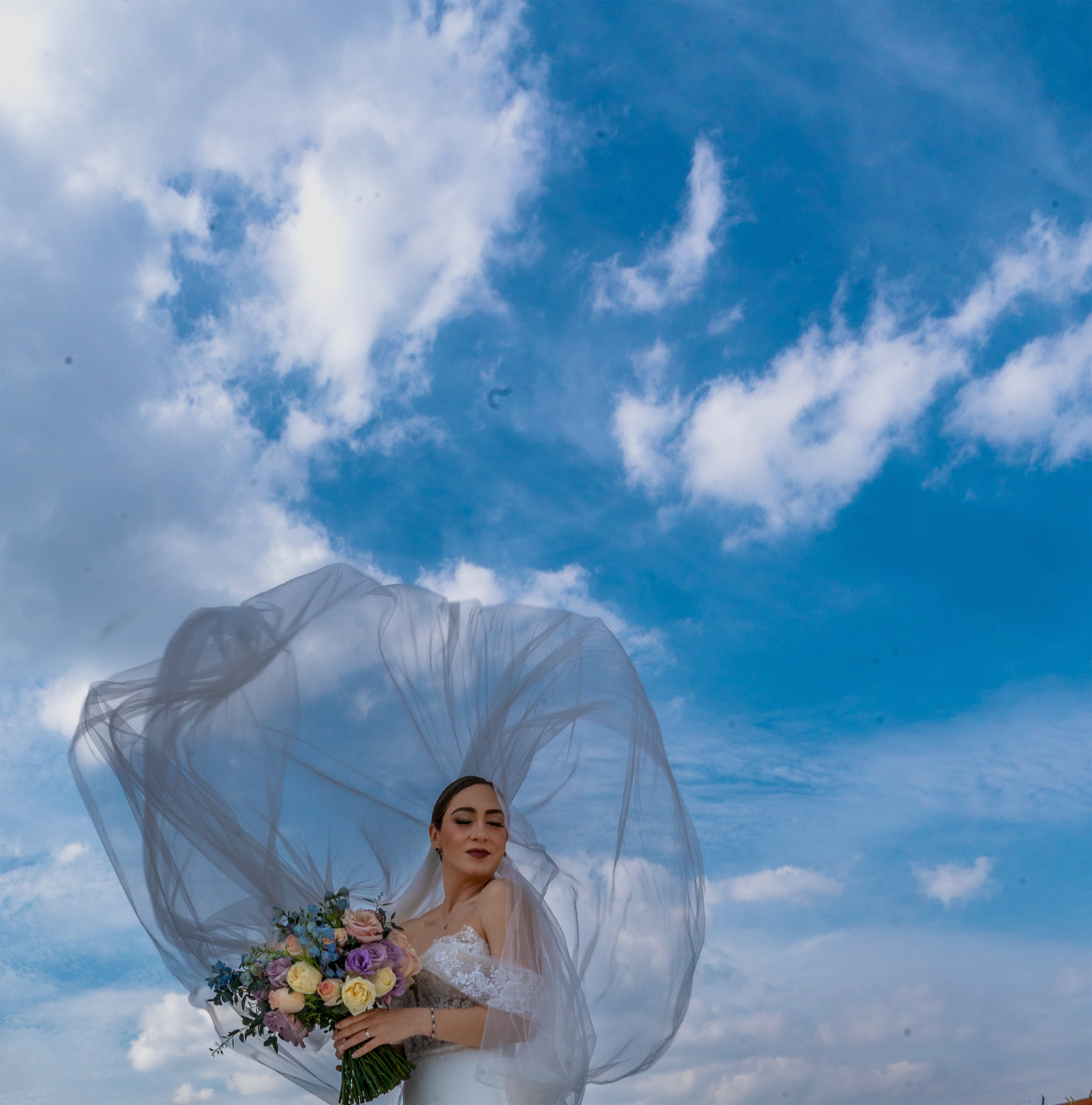 Ale & Diego | Punto Sur GDL. Elopement & Lifestyle Wedding Photographer