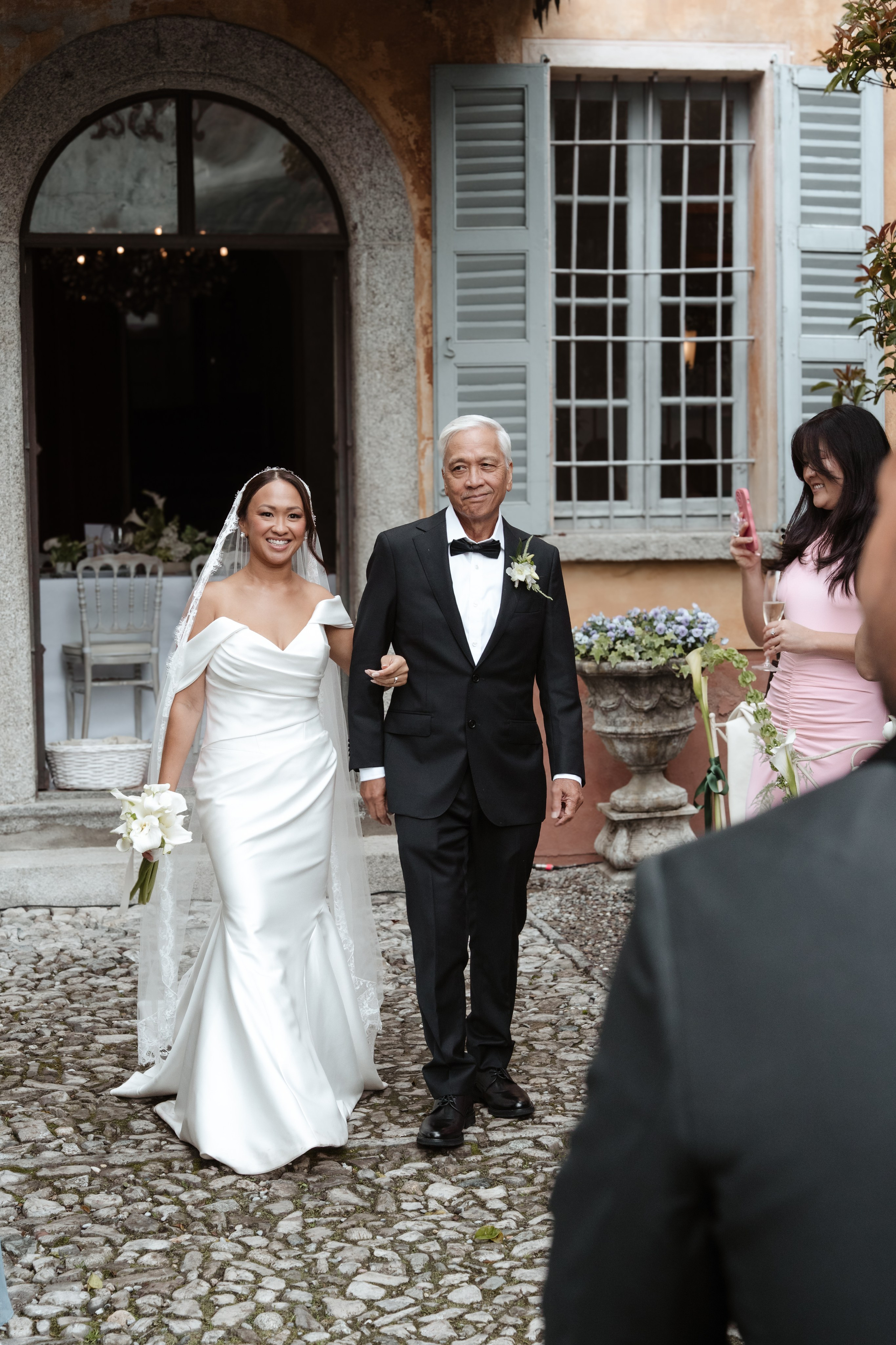 BEATRICE AND RAFAELE_LAKE COMO_Villa Regina Teodolinda. PHOTOGRAPHER IN ITALY