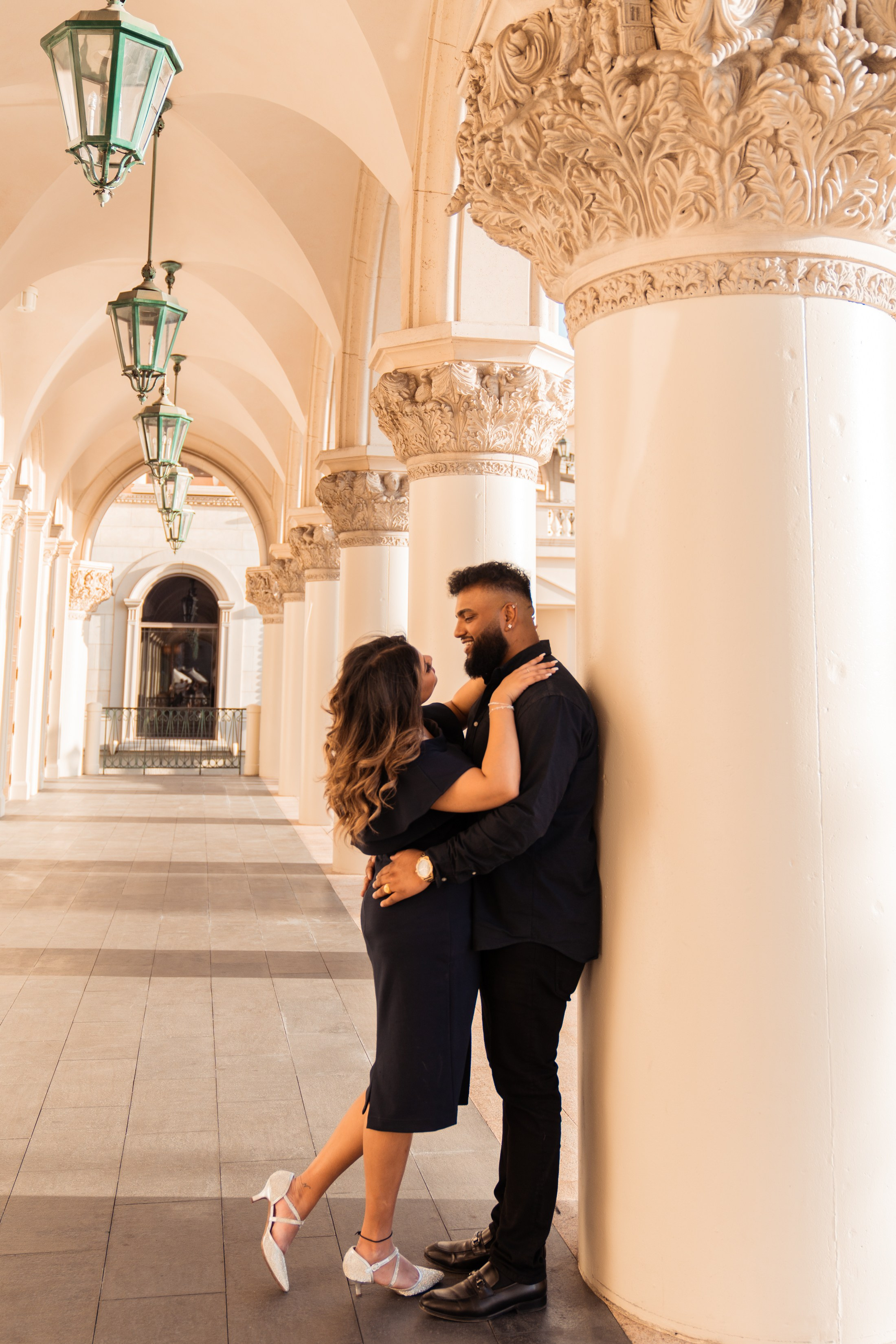 Abbi&Neron. Wedding & elopement photographer Viktoriya Kravtsov. Las Vegas