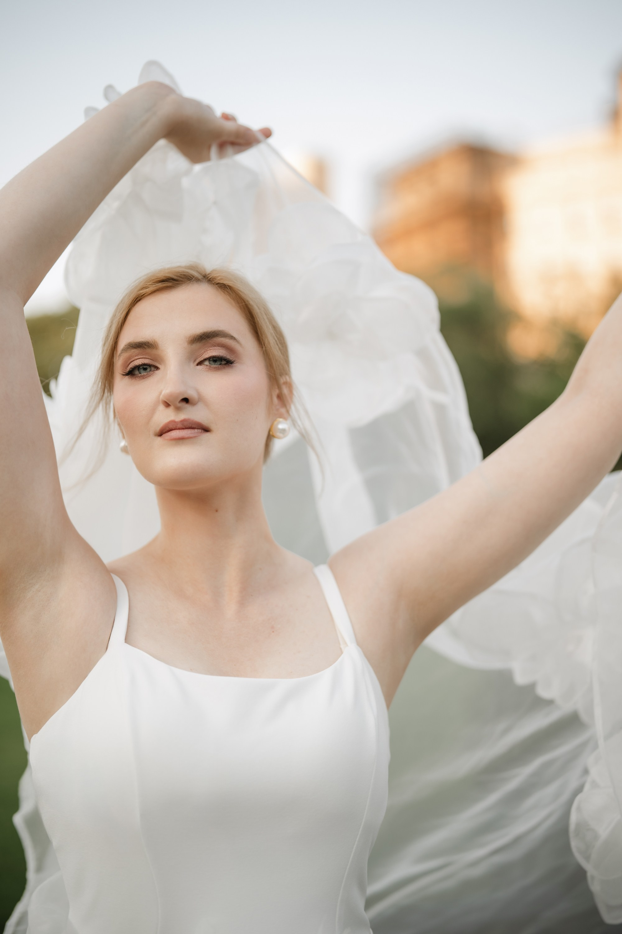 Natalie as a Runaway bride. Portrait and wedding photographer in New York