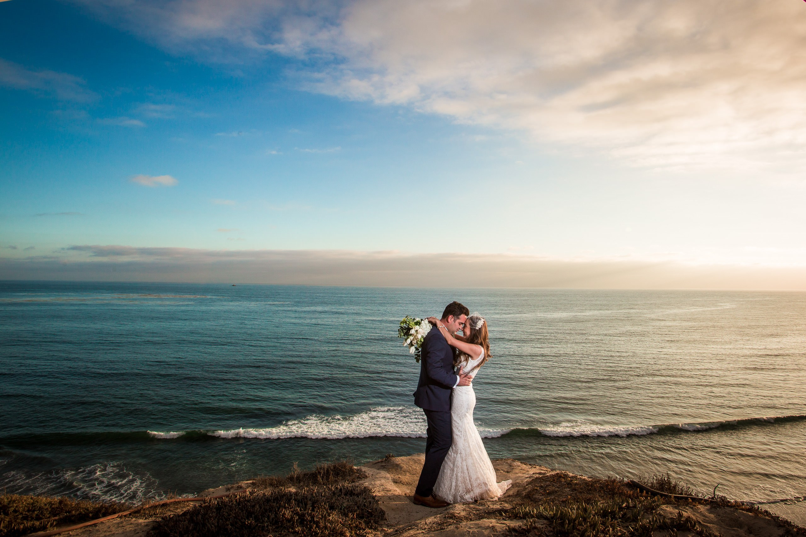 Rosarito Boda Nisa y Rodolfo. Estudio de fotografia en Tijuana