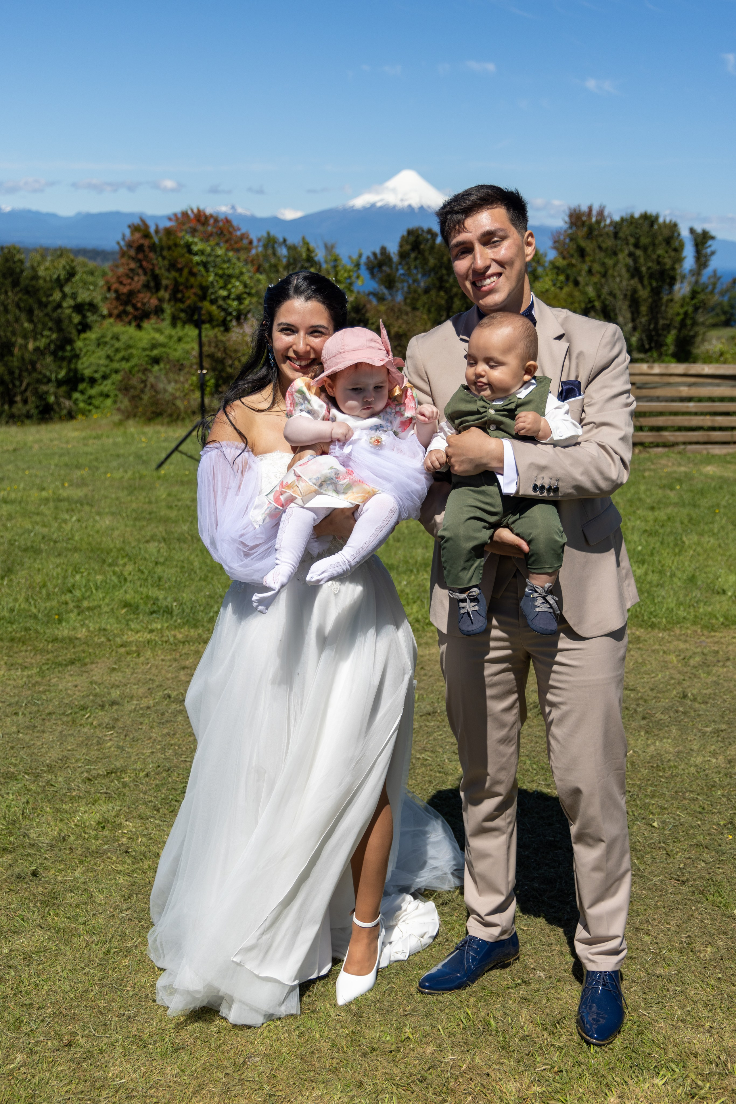 Carol & Ivo. Dinka & Emilio - El arte de preservar lo que no se repite