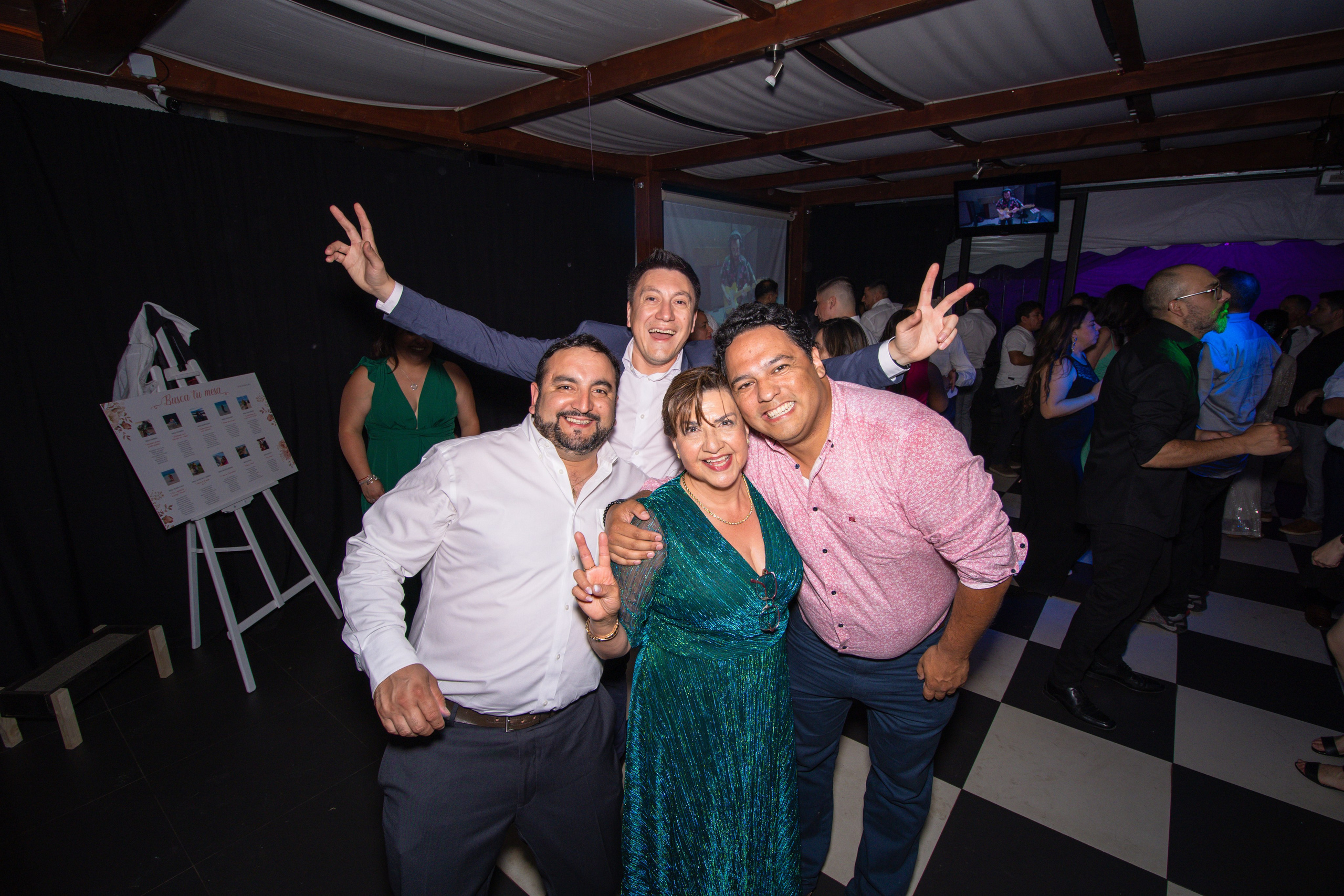 Katherin y Daniel. Dinka & Emilio - El arte de preservar lo que no se repite