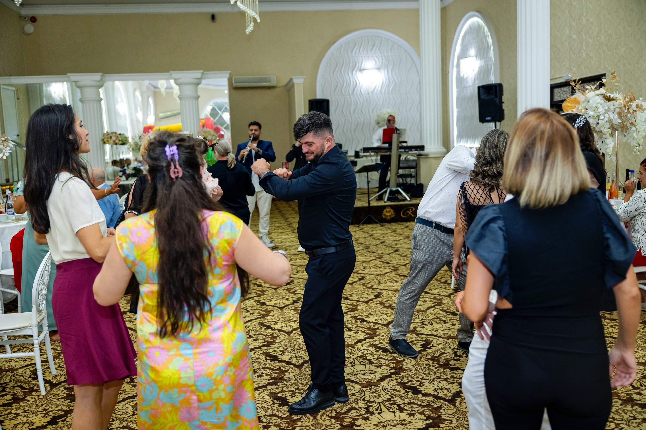 Andrei Damian. Moments By Gub