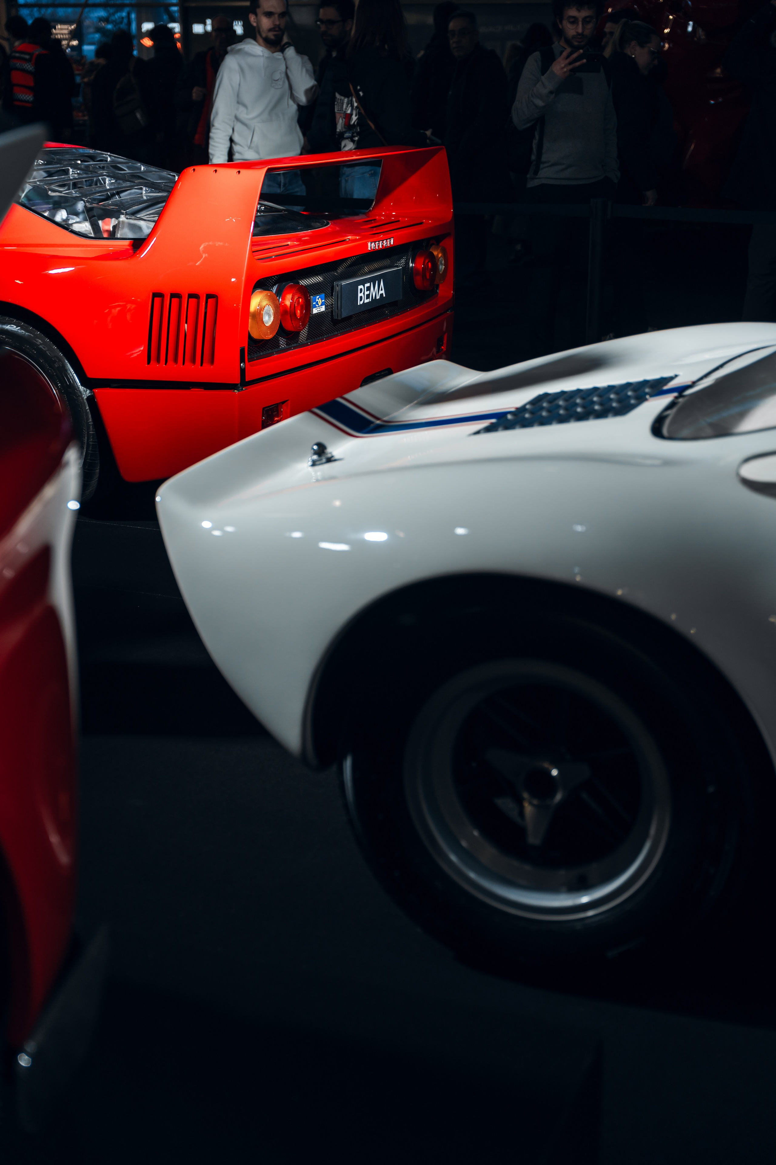 Retromobile 2026. Photographe de voitures à Paris — Vitalii Motruk