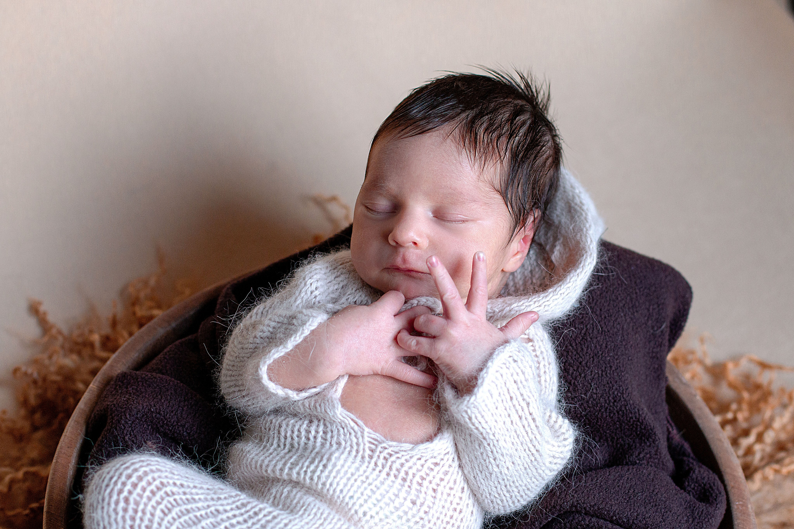 Newborn классическая. Детский и семейный фотограф в г. Бельцы