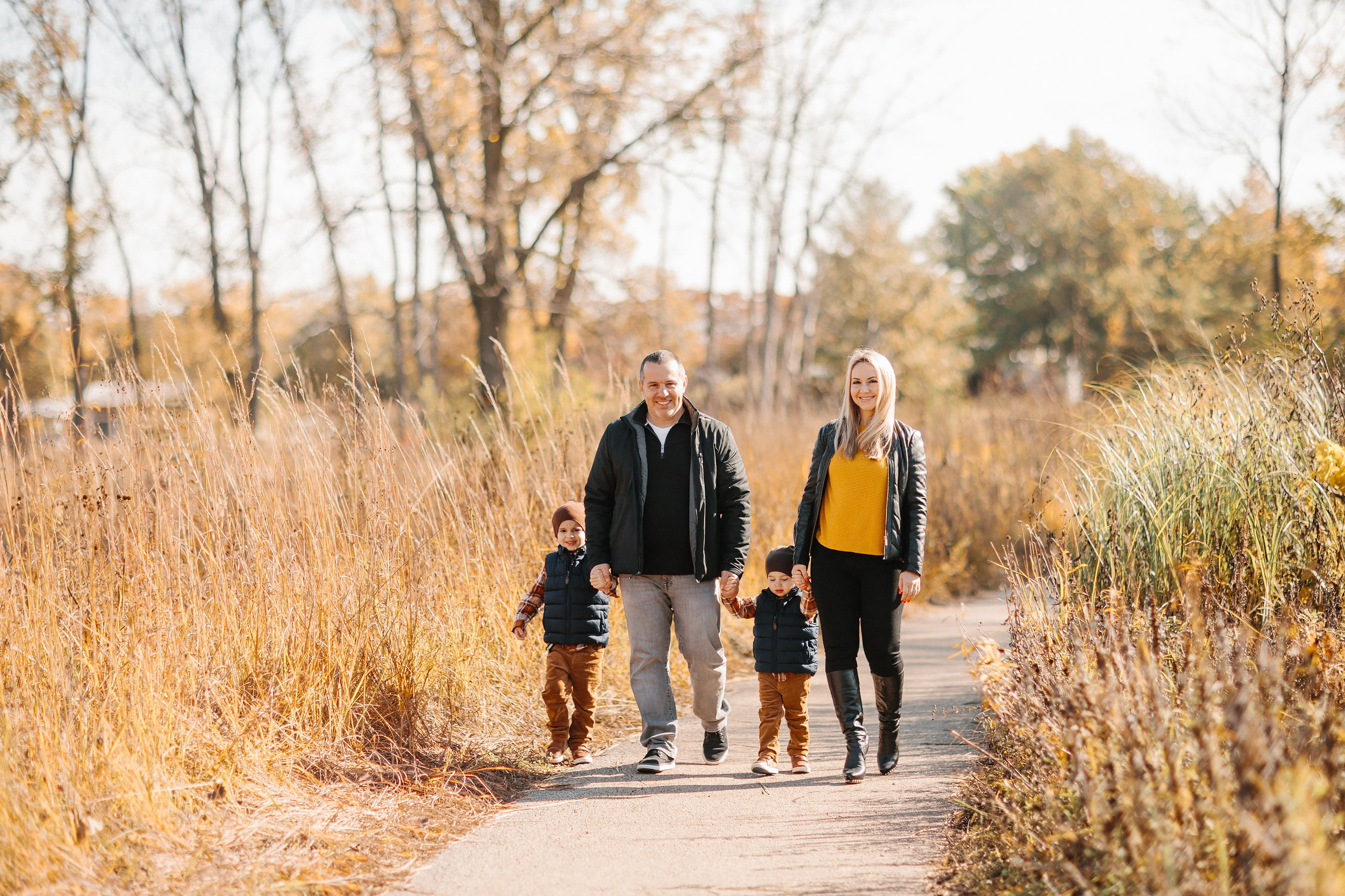 10.21.23 Family Photoshoot. Wedding family event photographer in Chicago Nick Yushevich