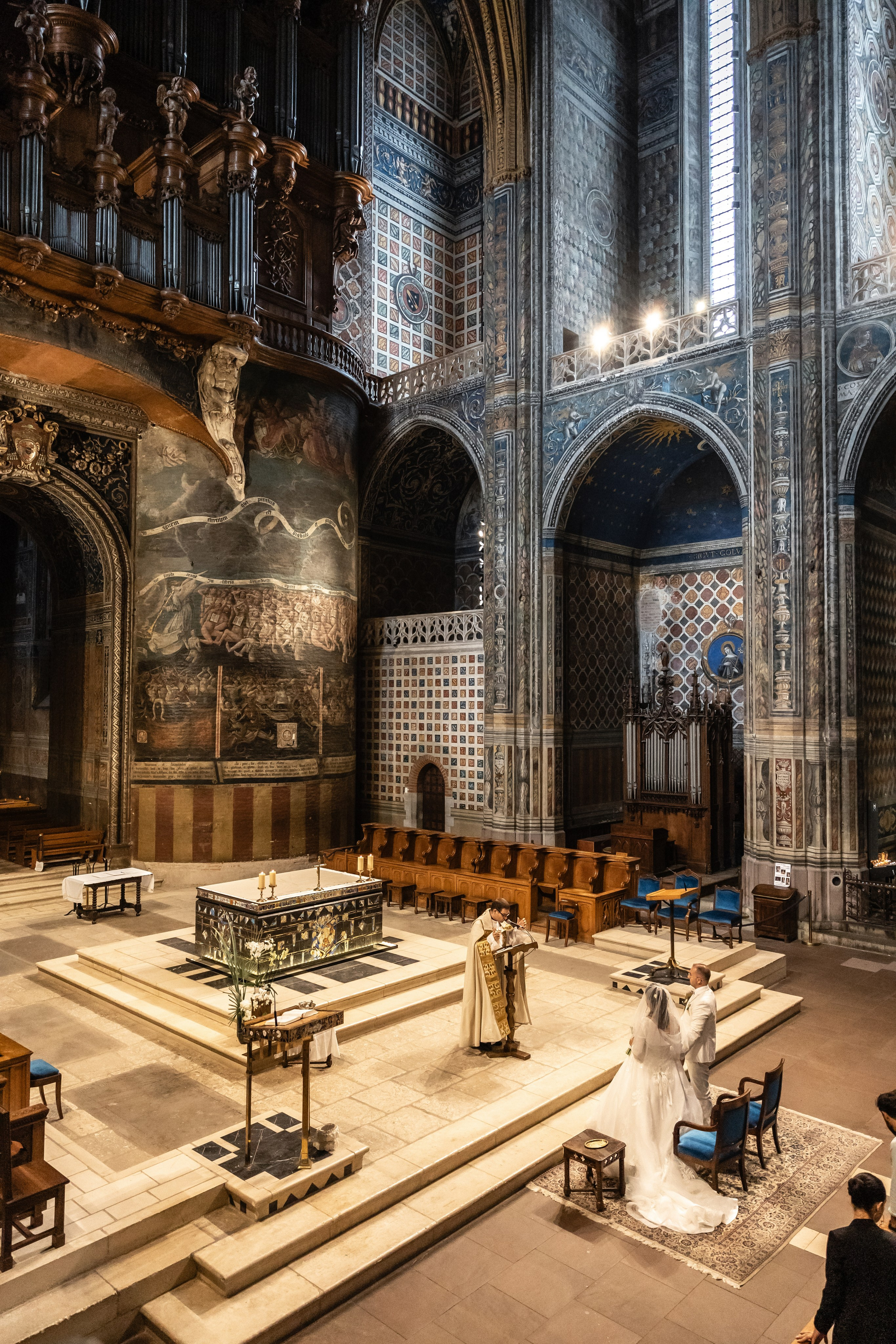 Свадебные фотосессии на юго-западе Франции, запечатленные через свет, эмоции и подлинные моменты. Евгения Смирнова — фотограф в Тулузе и юго-западной Франции