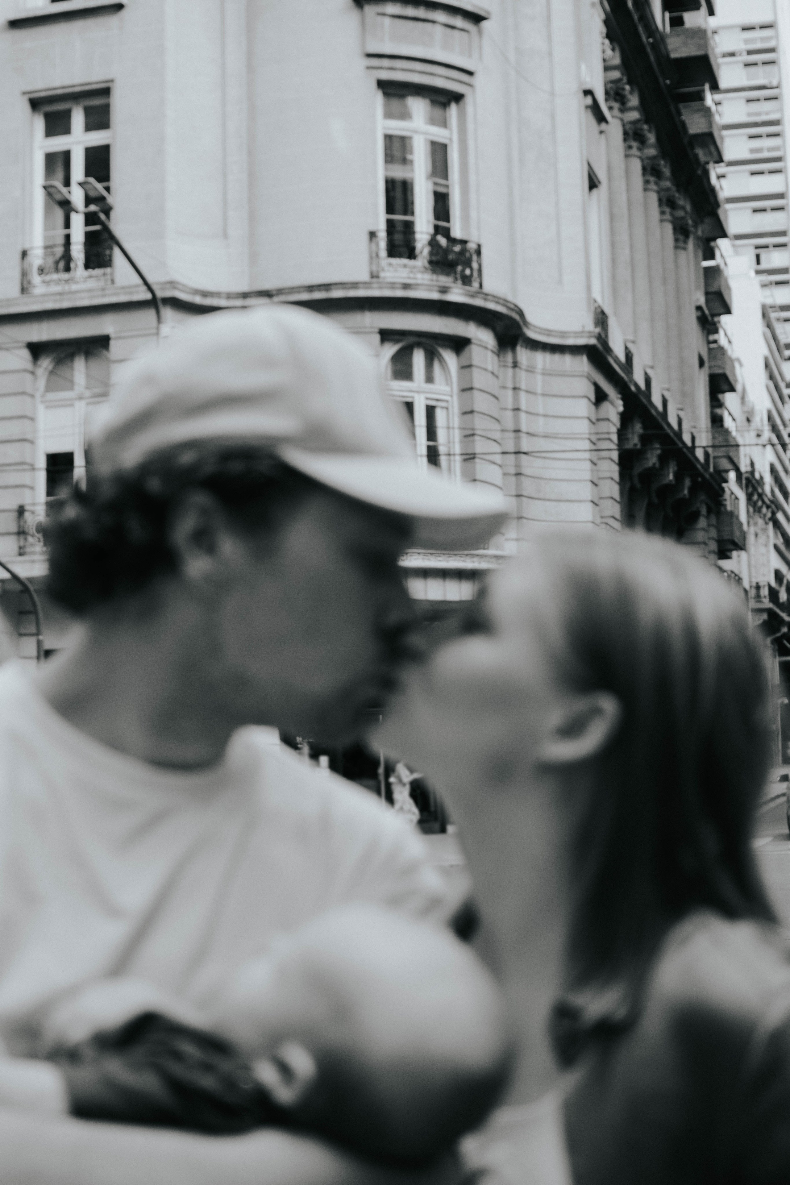 The little one and his parents. Buenos Aires. Photography. Photographer @elmirkami in the city of Buenos Aires