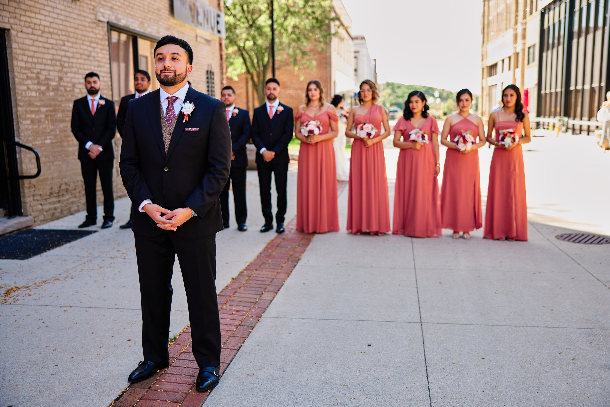 Weddings. Portraits, Quinceanera & Weddings Photographer