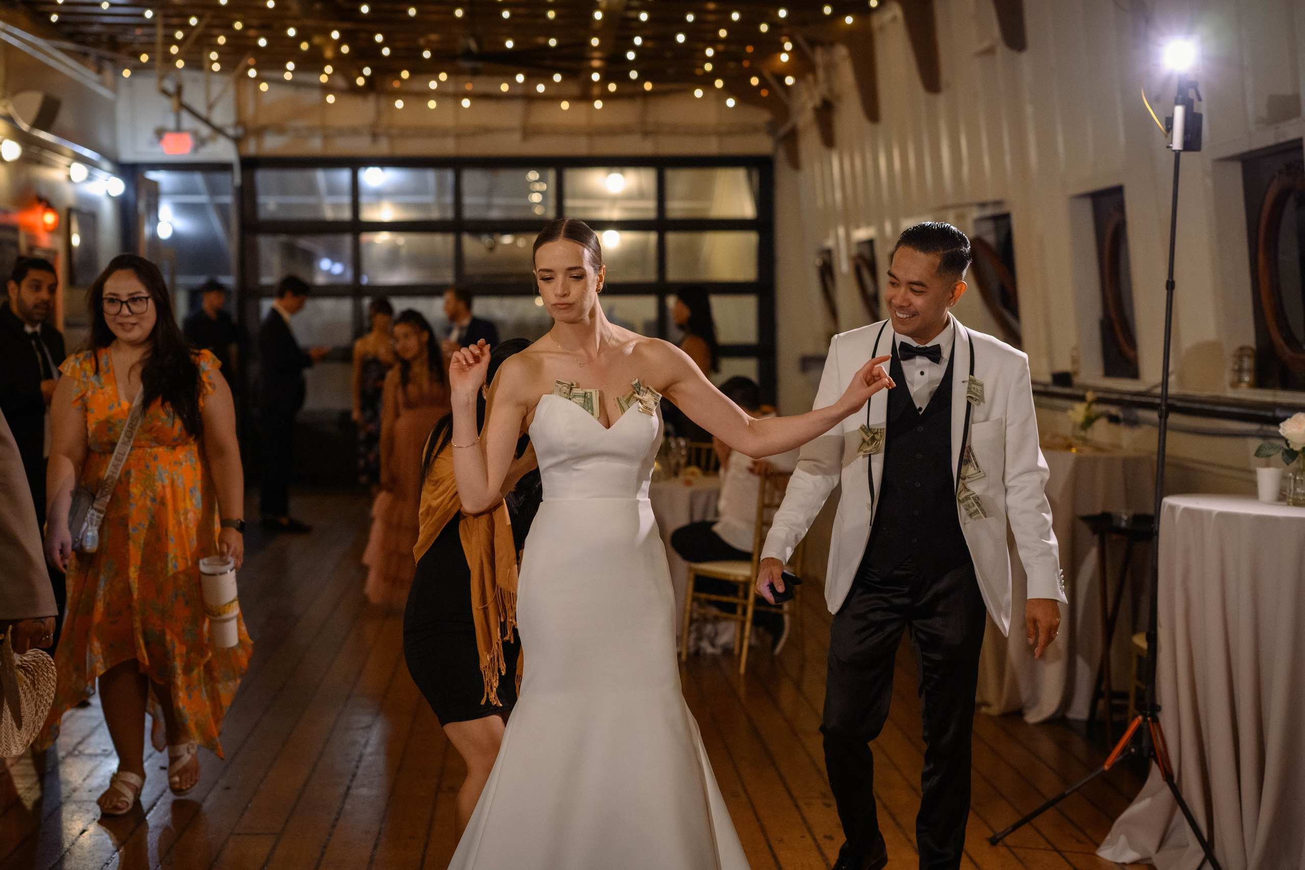 Kevin & Katie. Wedding & portrait photography in the Seattle Area. Helen Michelle photographer