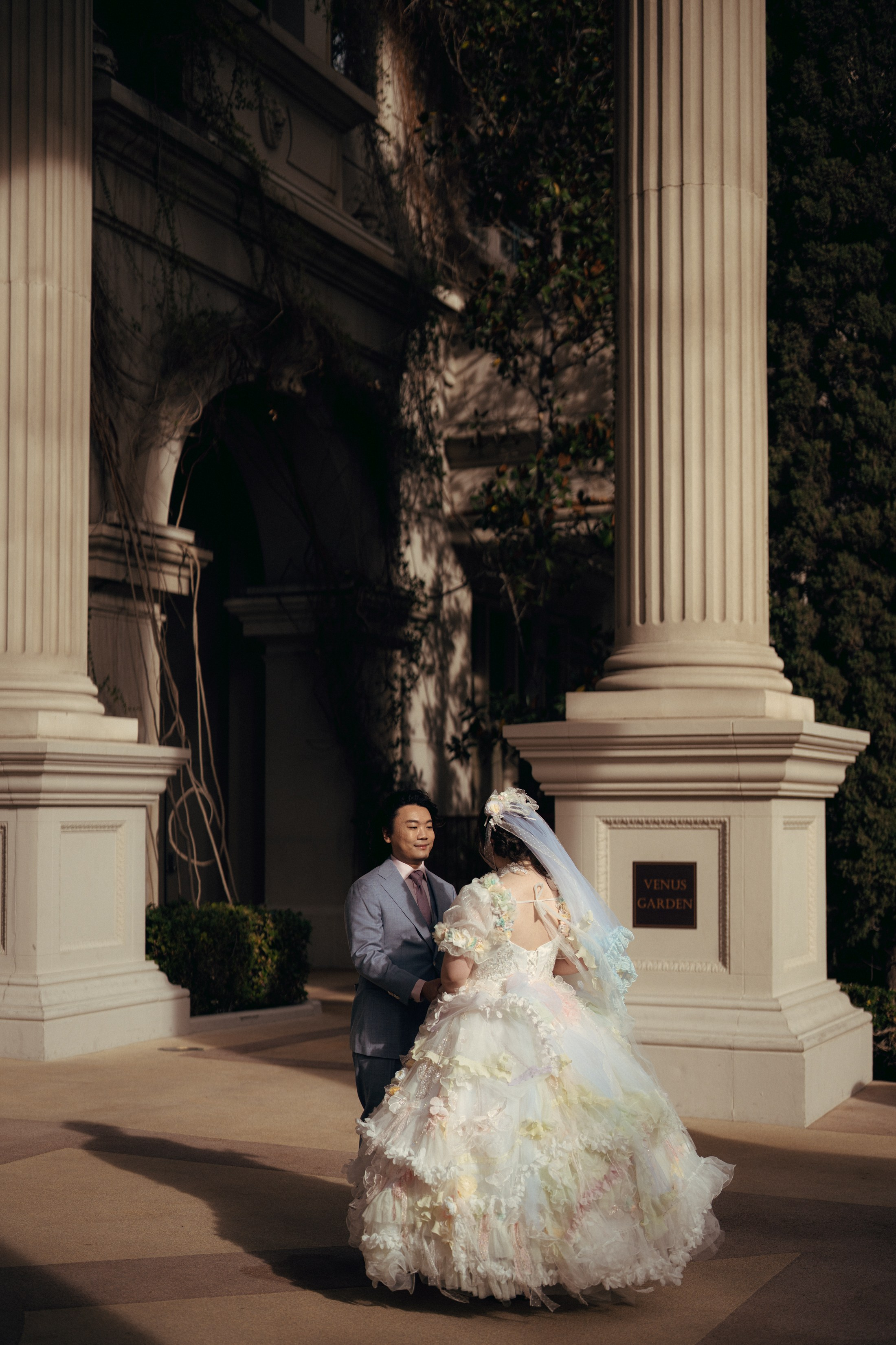 Aaron&Wenjing. Wedding & elopement photographer Viktoriya Kravtsov. Las Vegas