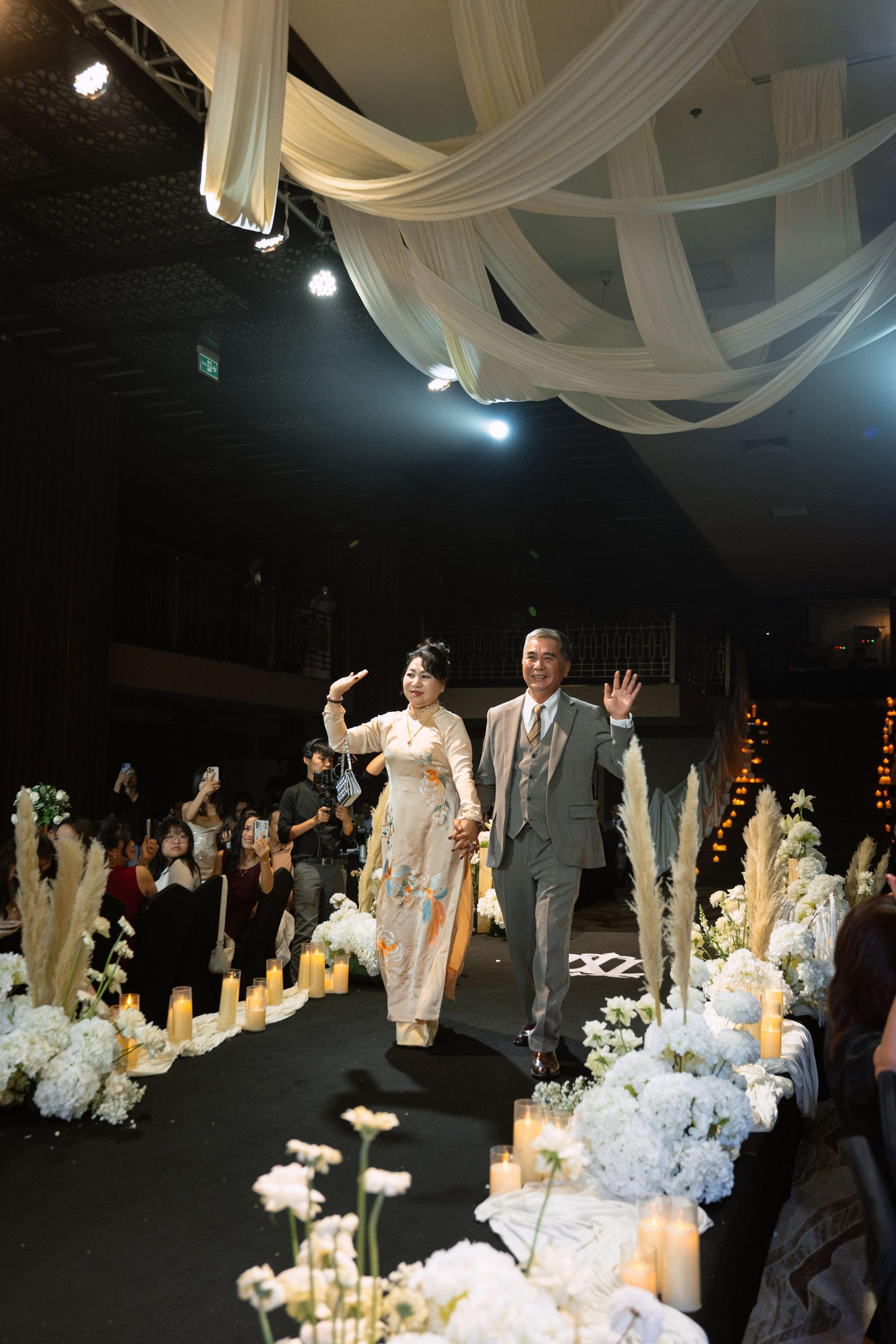 Ngọc & Tâm. Cam Images