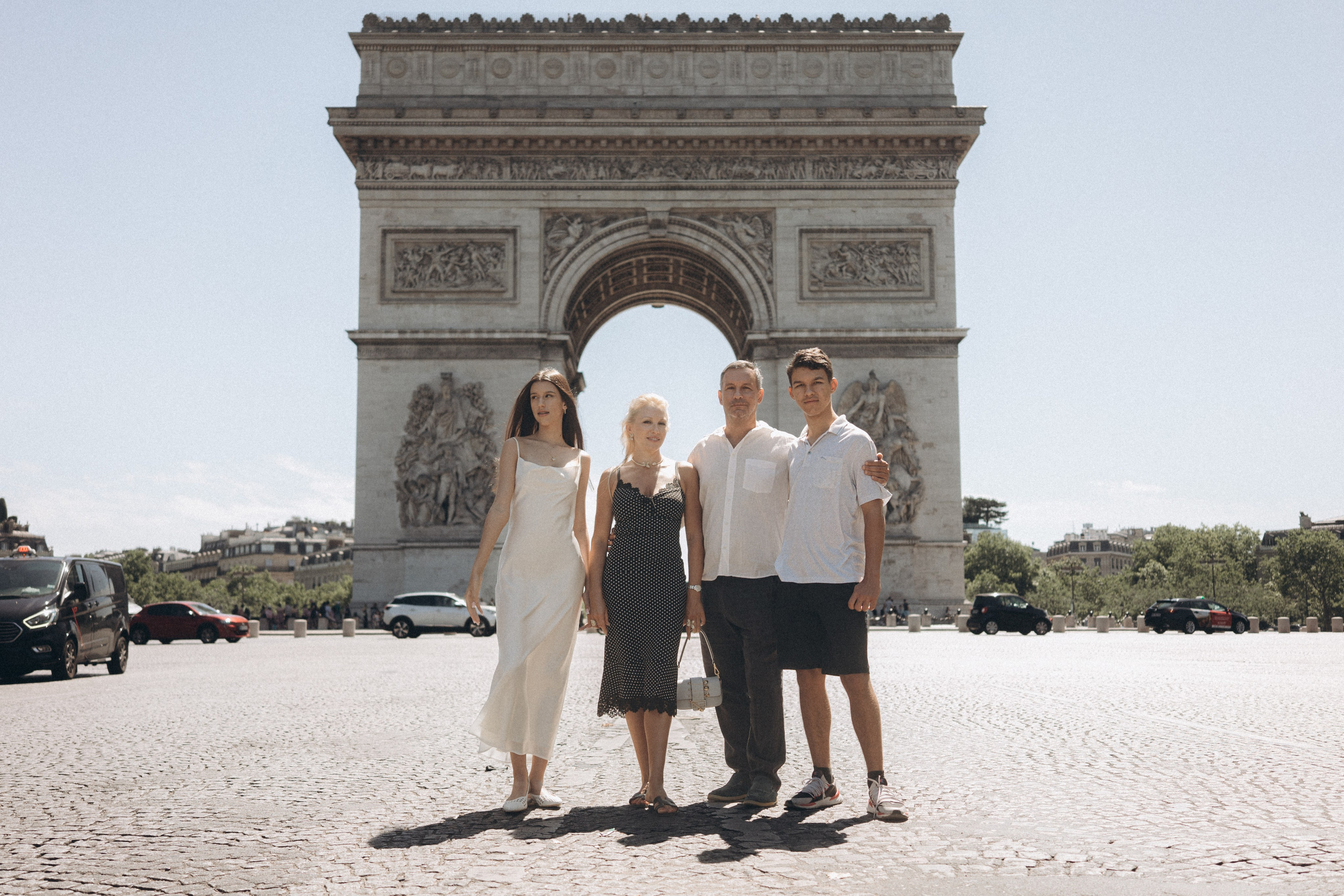 Paris à quatre. Photographe à Paris — portraits et mariages | Olia Sheb