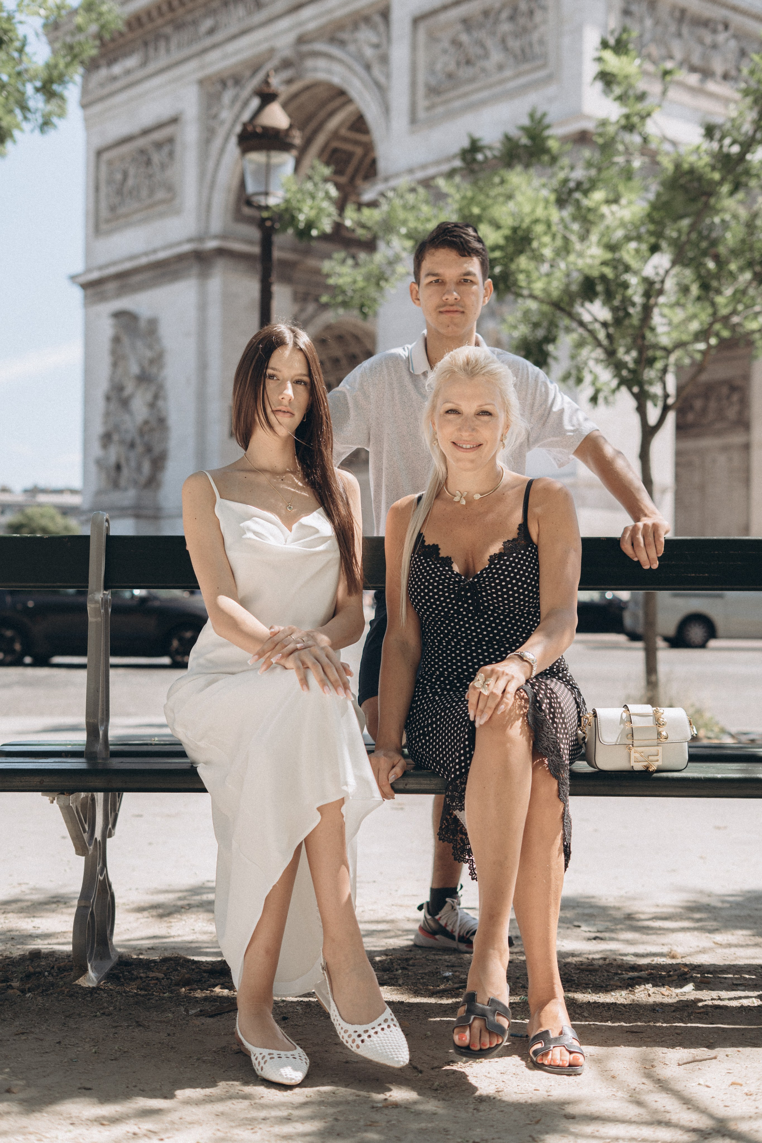 Paris à quatre. Photographe à Paris — portraits et mariages | Olia Sheb