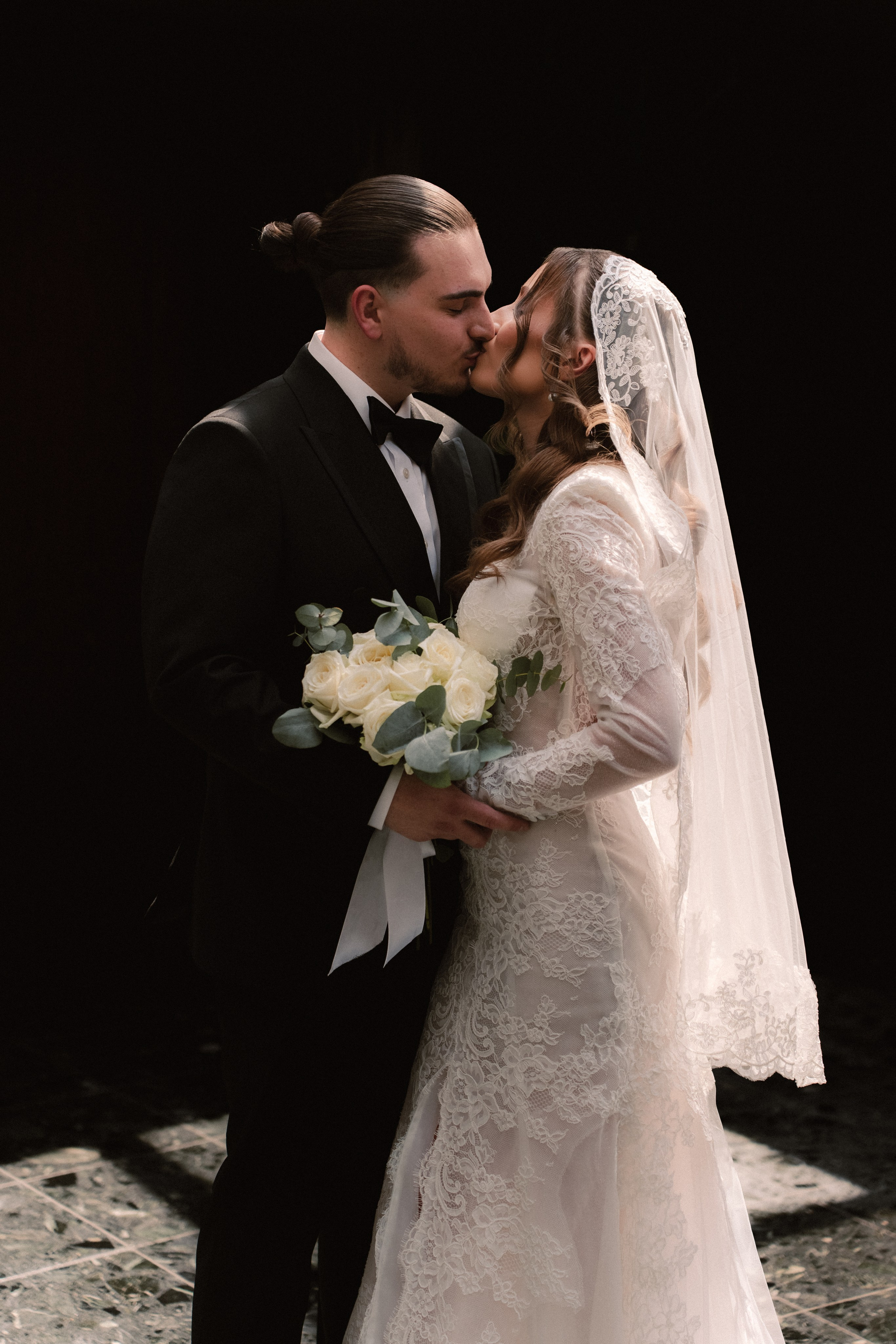 Клятвы и тишина — свадьба в Париже | Olia Sheb