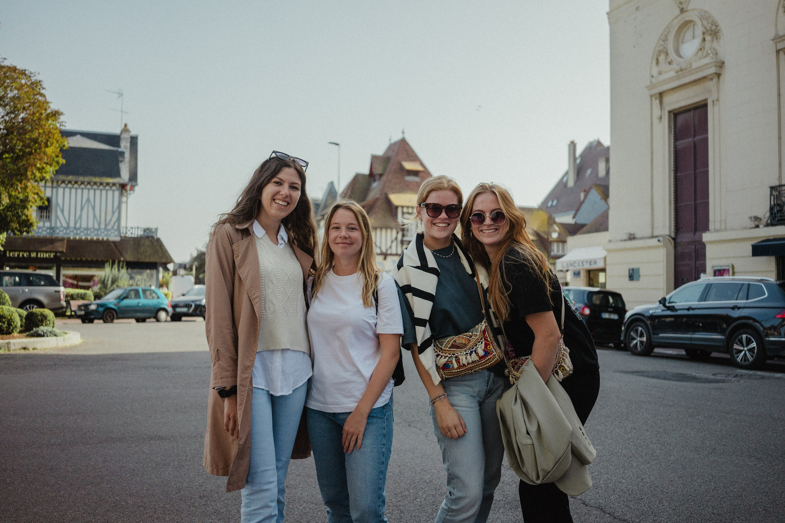 Reportage avec La Voyagerie Parisienne. Photographe à Paris — portraits et mariages | Olia Sheb