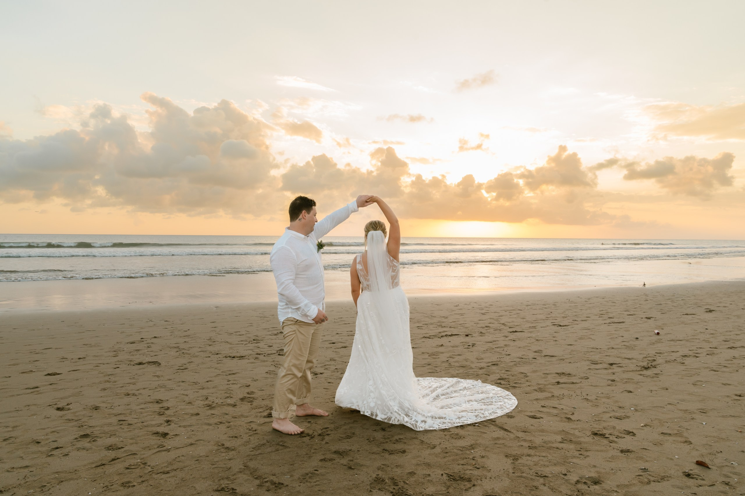 Ethan & Alyshia. Female Photographer in Bali