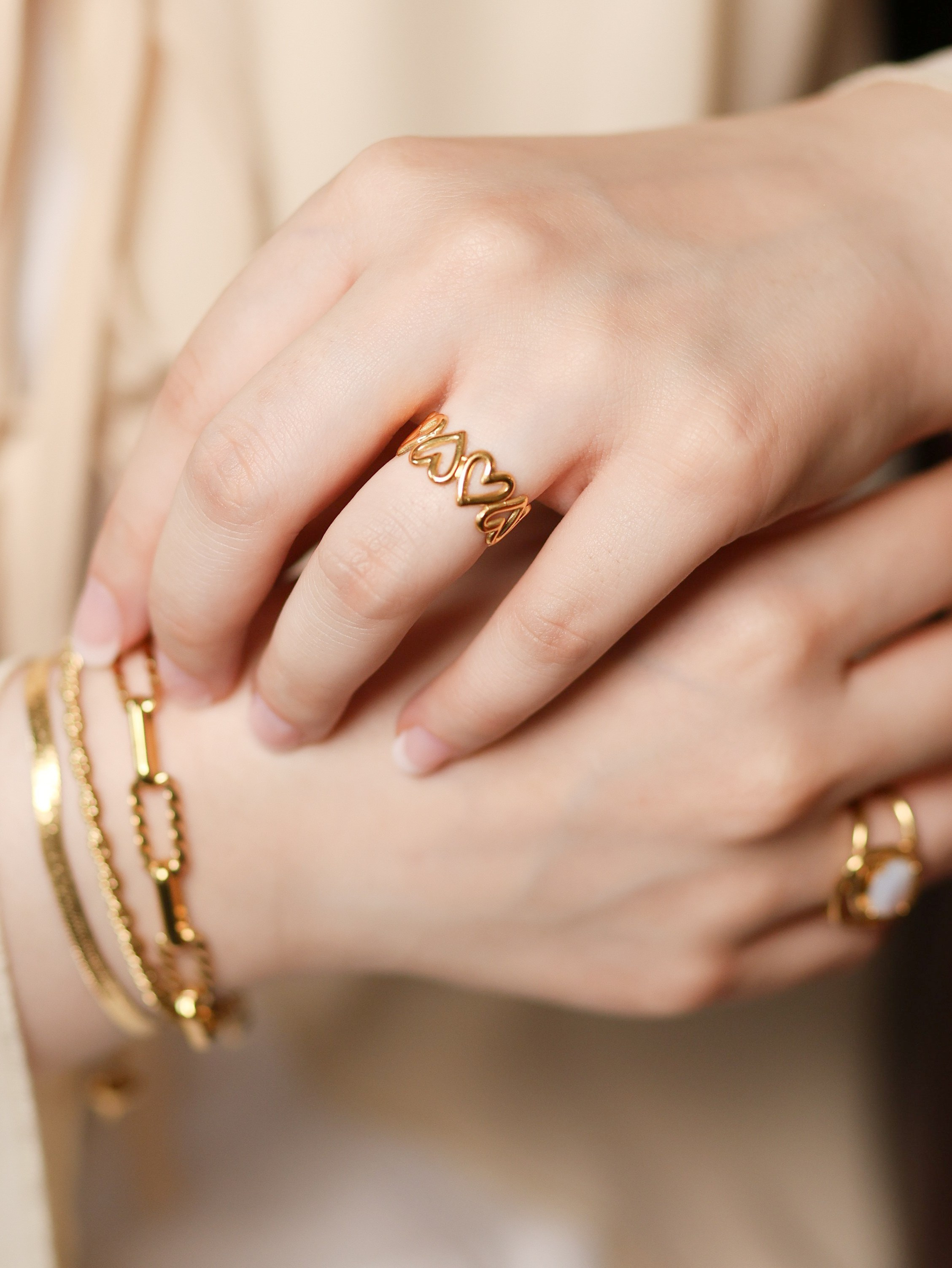 Business & Fashion. Main