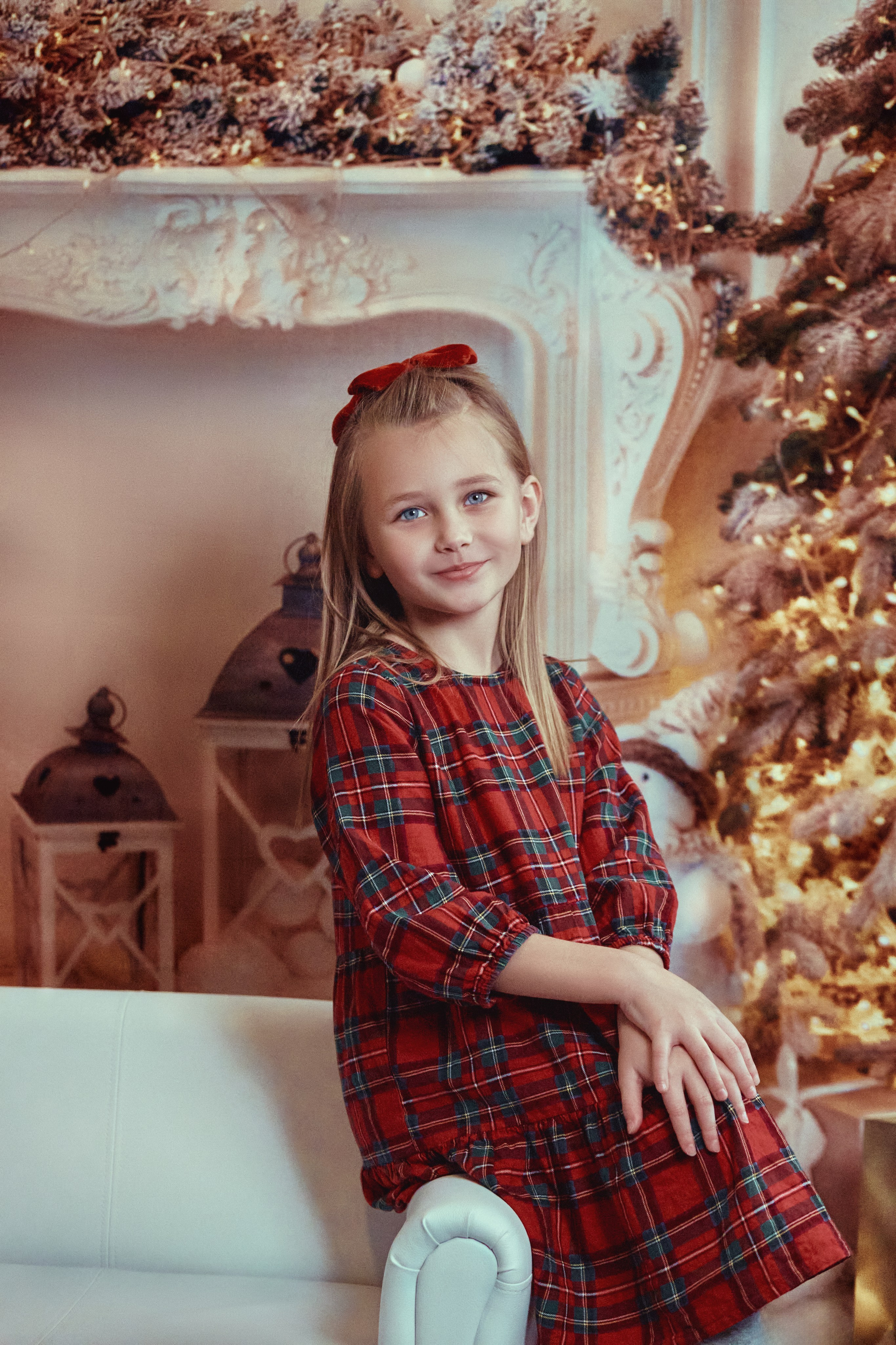 Christmas. Egg Theory Studio London creative studio capturing cinematic portraits, brands, families & timeless storytelling