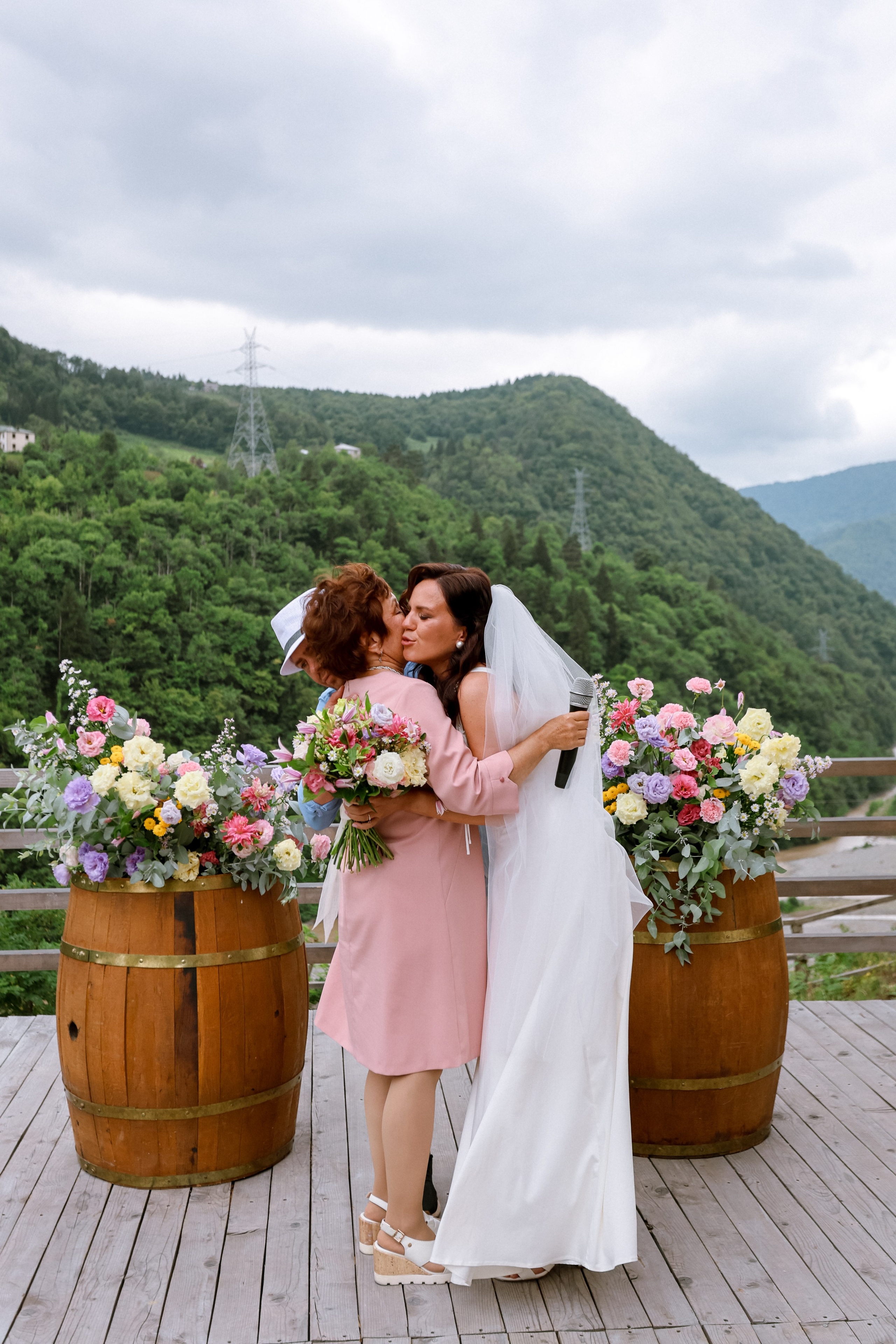 July Wedding. Свадебный, семейный и детский фотограф в Беларуси и за ее пределами
