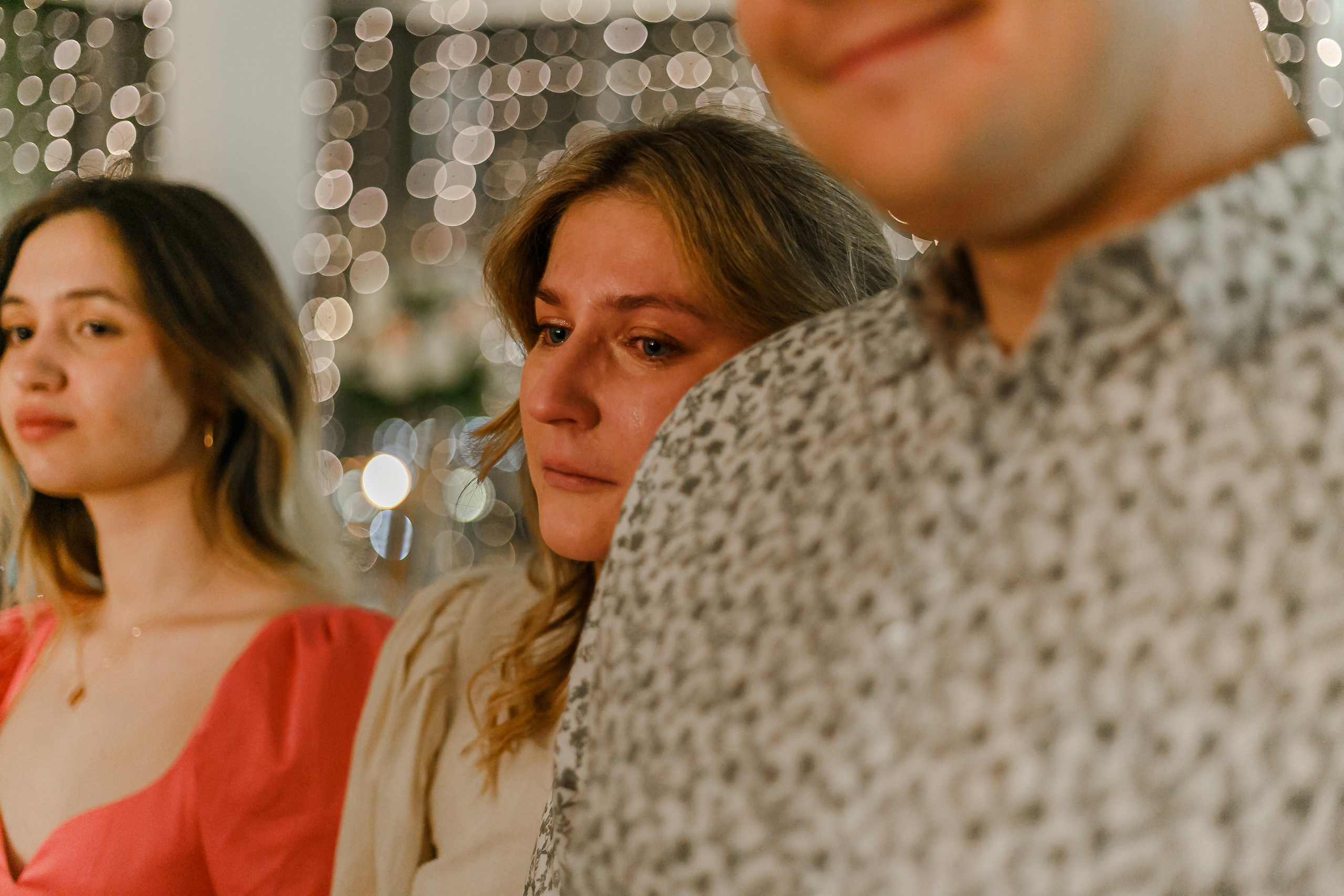 Recién casados ​​sexys en un hotel. Fotógrafo de retrato, familia y reportajes en Valencia | España | Europa Vitalii Lumier