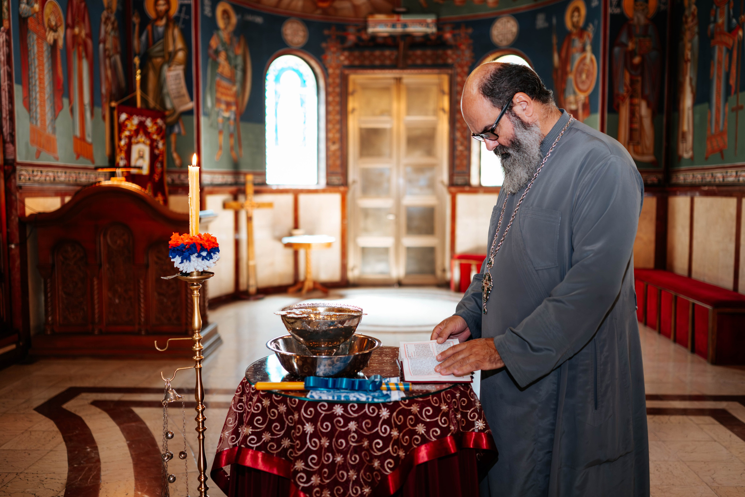 Kosta - krštenje. Dečiji i porodični fotograf