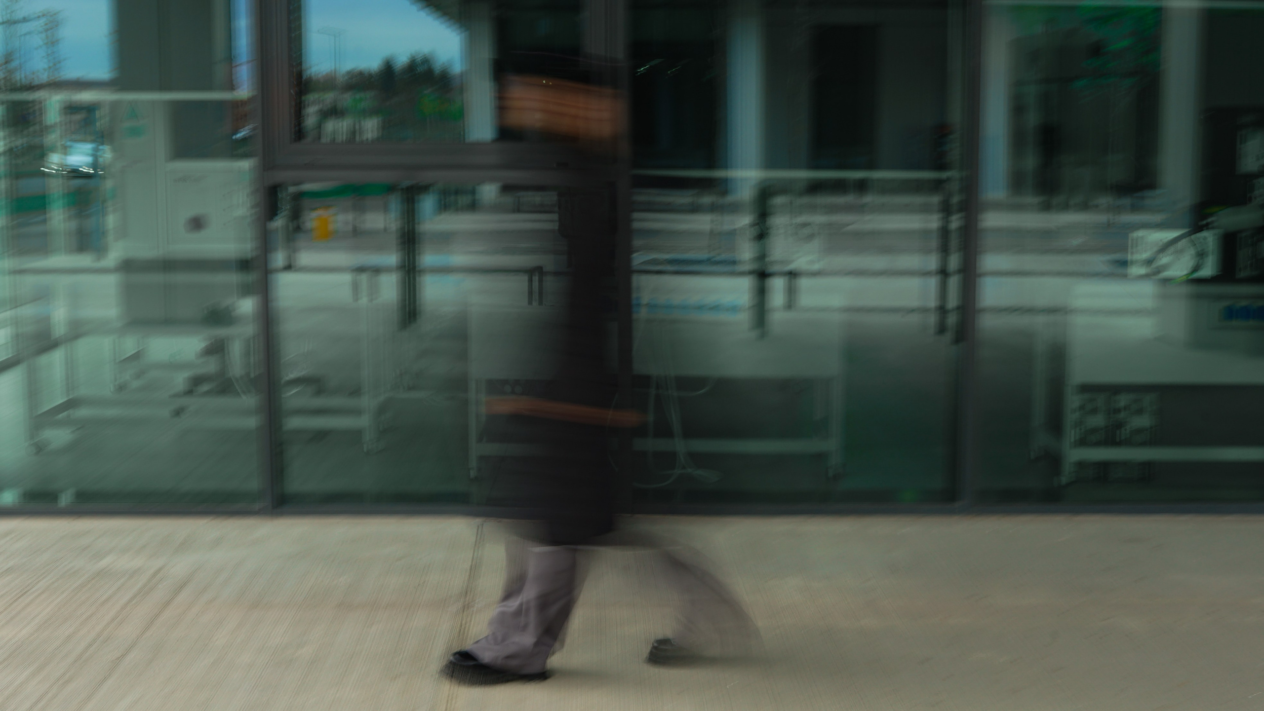 Fotografie de Portret Brașov | Artist Mădălina Beda. Madalina Beda- Artist vizual, fotograf, doula la nastere, consultant babywearing Brasov si in toata tara