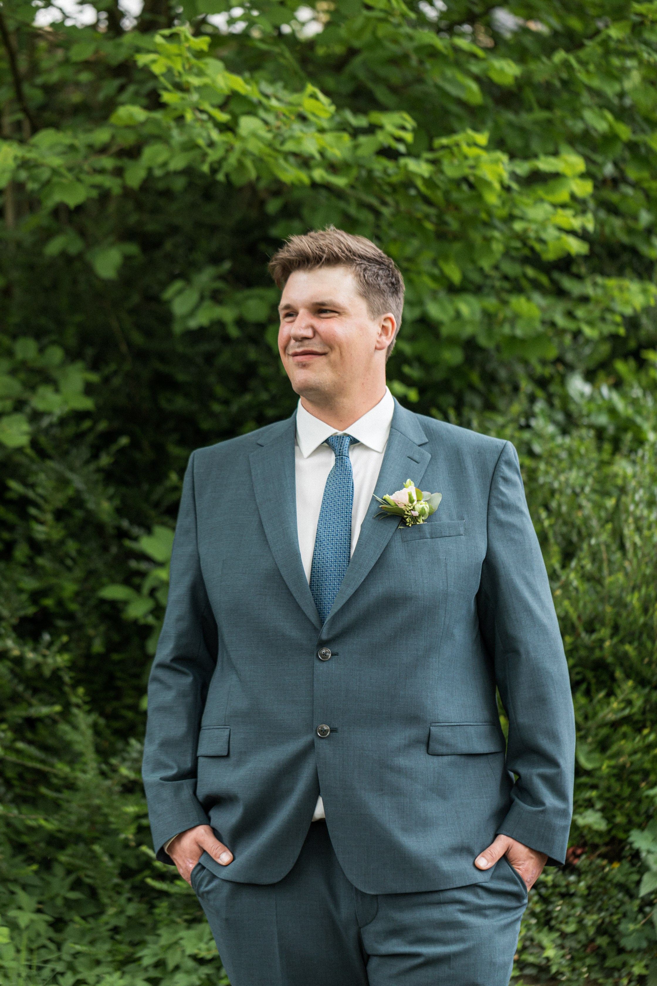 Kirchliche Trauung in Oerlinghausen – Emotionale Hochzeitsfotos & Stilvolle Reportagen!. Hochzeitsfotografin in Gütersloh | Authentische Hochzeitsreportagen | TK Photographie