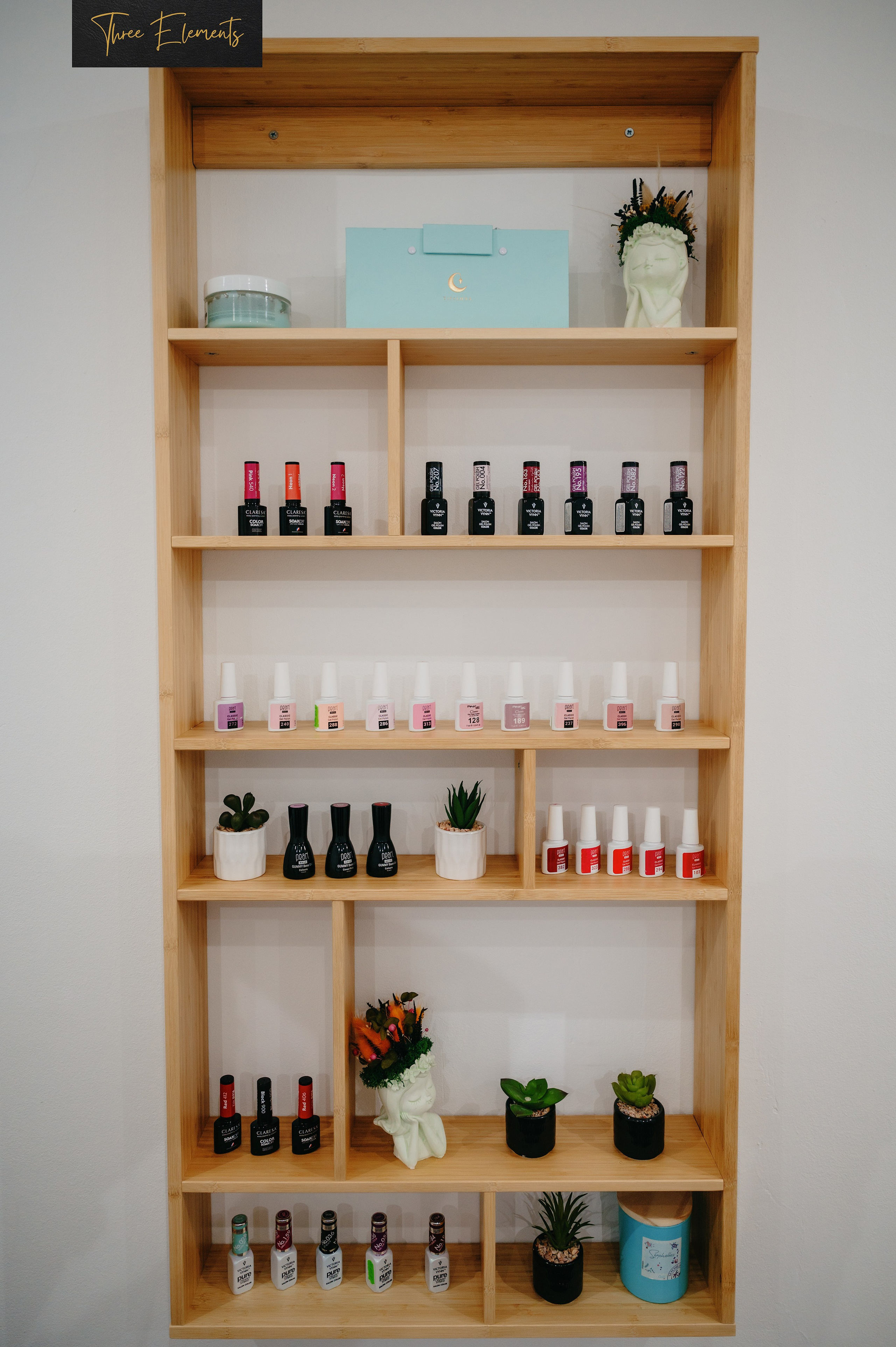 Three Elements. Laurentiu Stefan StoryTeller