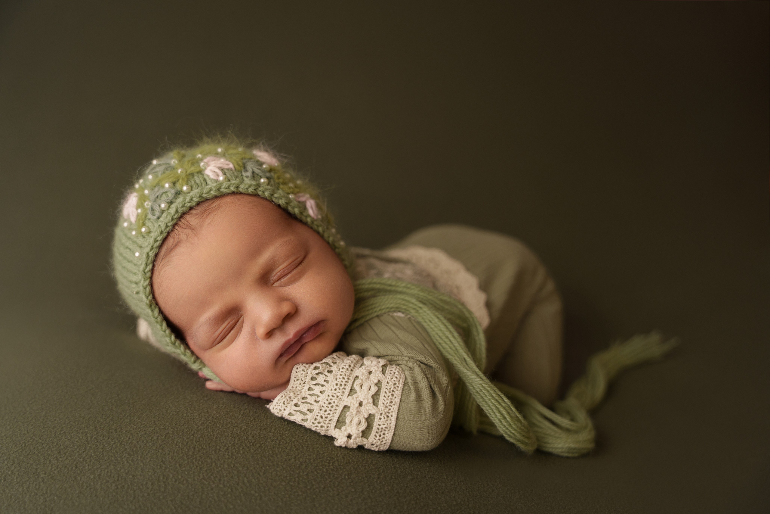 NEWBORN FOTOSHOOTING. Anna, Fotografin aus Wien, Österreich. Ich fotografiere in folgenden Genres: Babybauch-, Familien-, Mode- und Weihnachtsfotografie