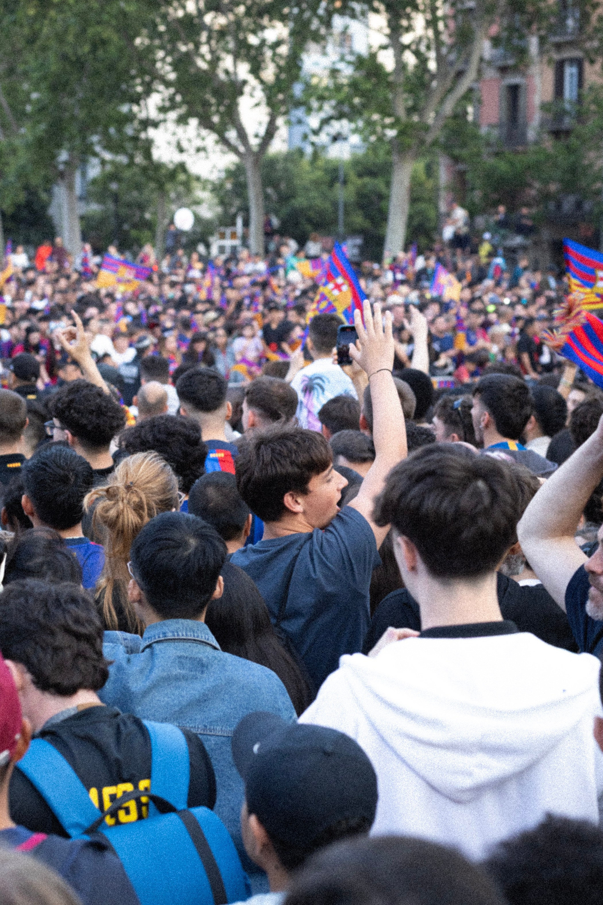 Barcelona '25 / Un dia de partit. BNW Around Photography