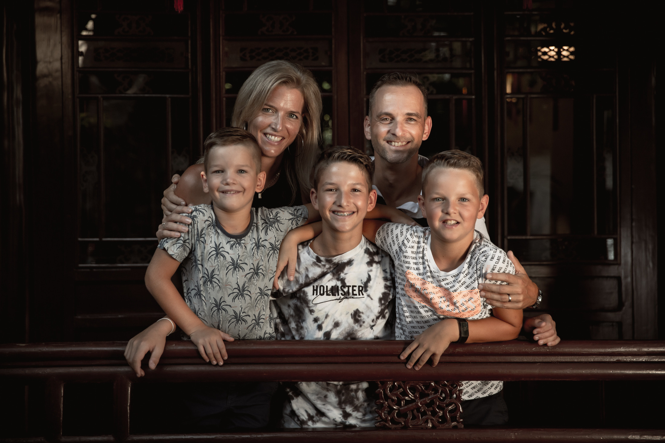 Семейная фотопрогулка, 2 часа — 2 локации. Фотограф в Шанхае — Лола Пидлуская