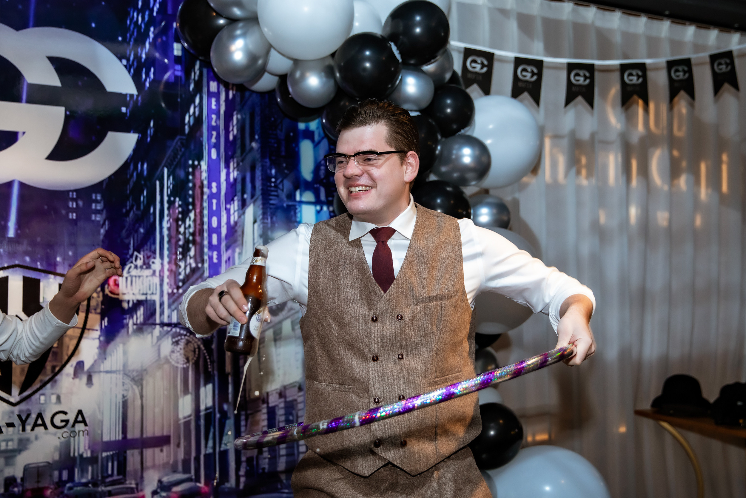 Corporate party in the style of a gangster party. Photographer in Shanghai — Lola Pidluskaya