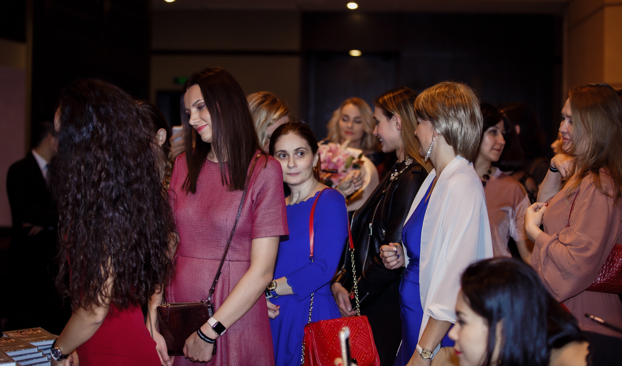 Презентация книги Д. Высоцкой. Фотограф в Шанхае — Лола Пидлуская