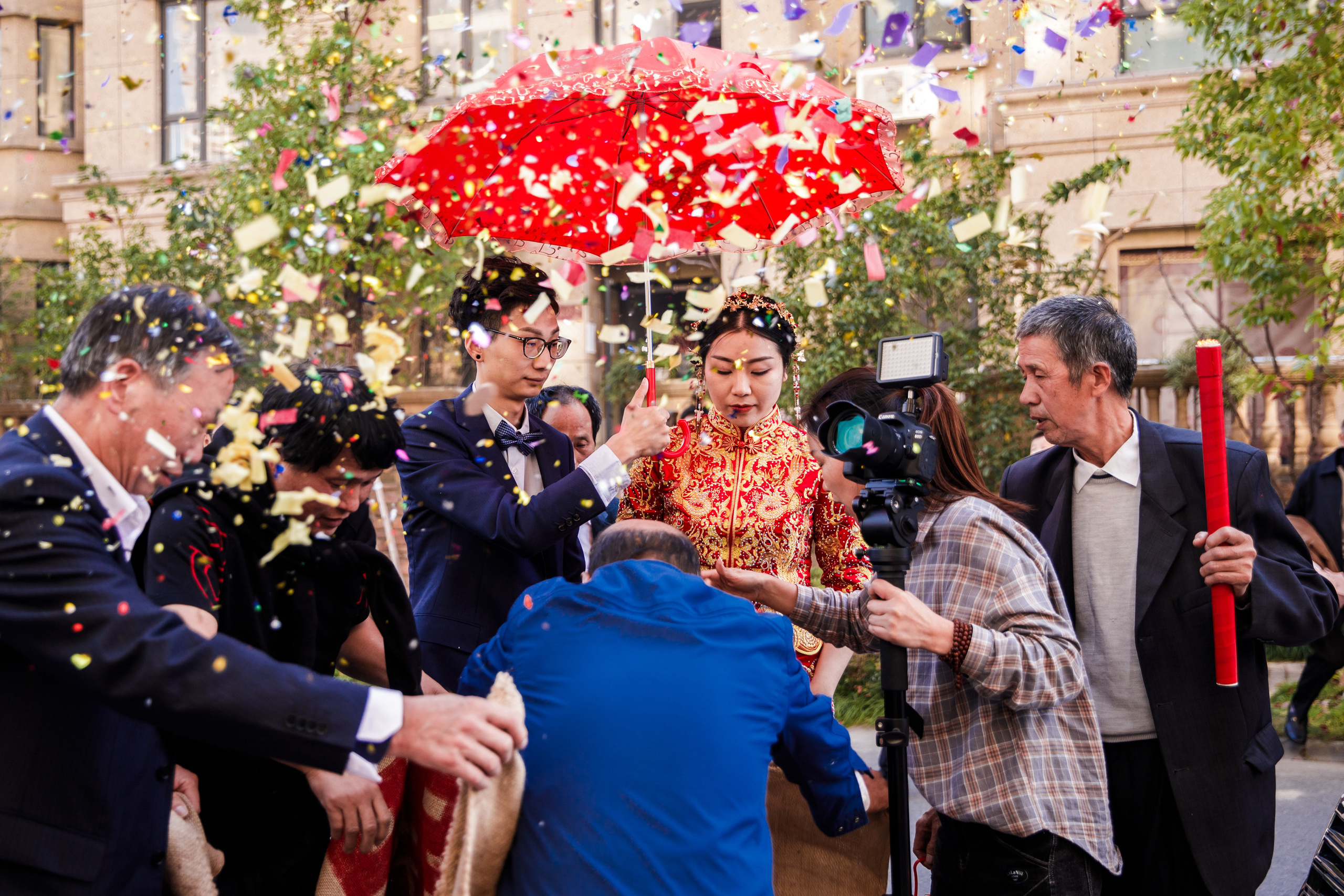 Китайская свадьба по традиционным китайским + европейским обычаям. Фотограф в Шанхае — Лола Пидлуская